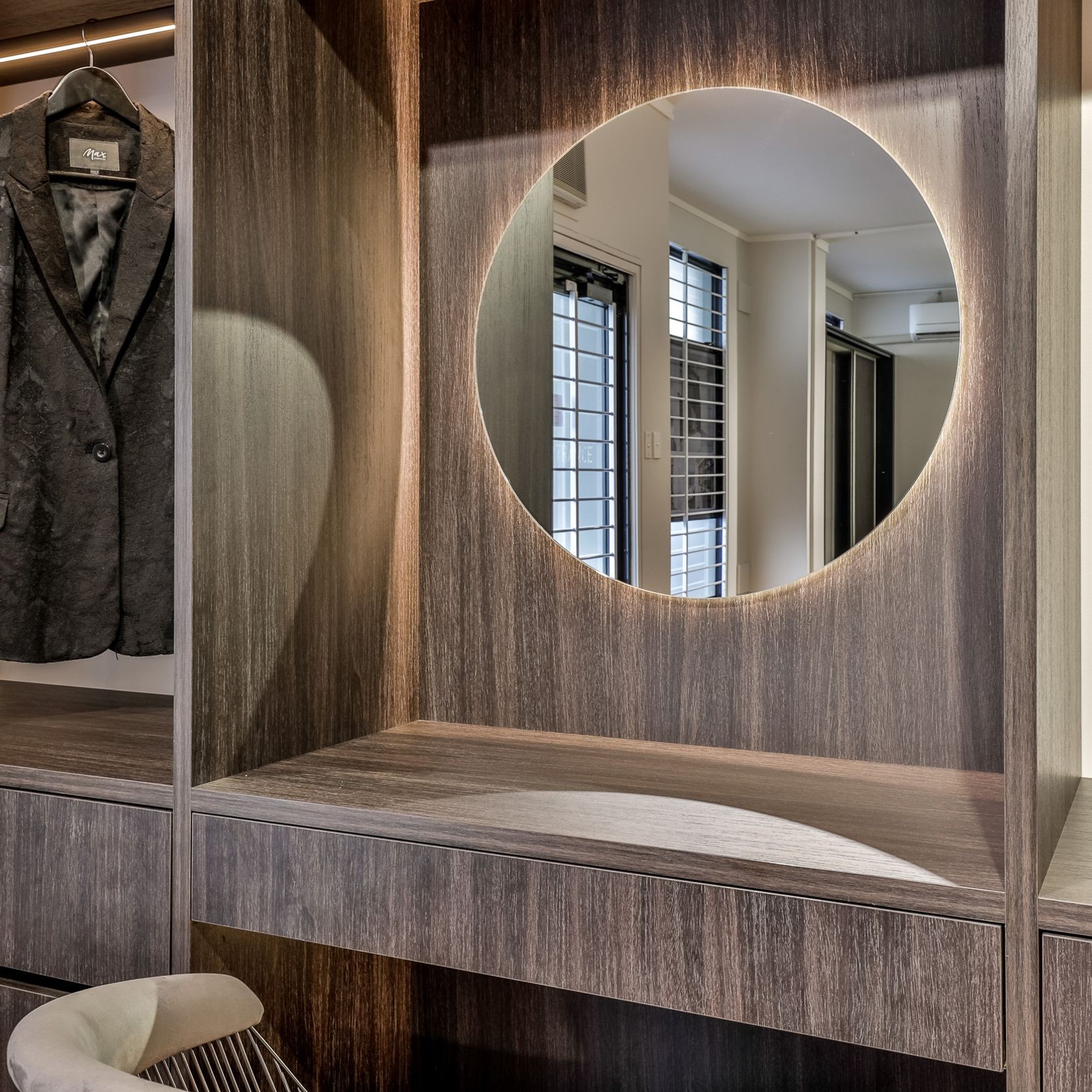 Custom Built In Wardrobe Systems gallery detail image