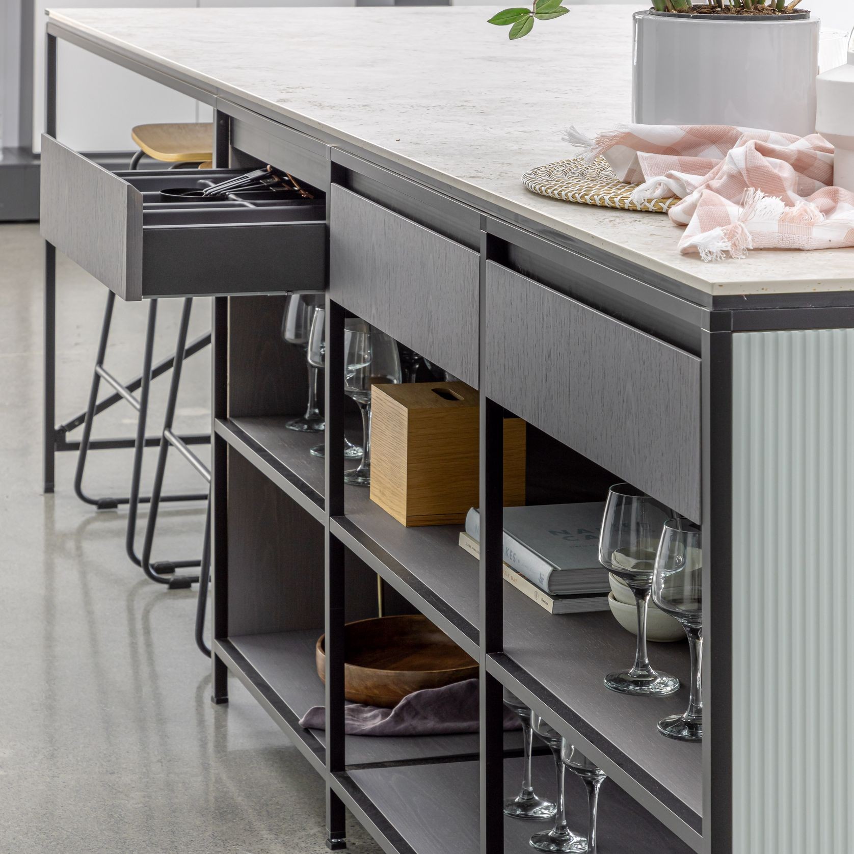 Cadro | Aluminium frame system gallery detail image