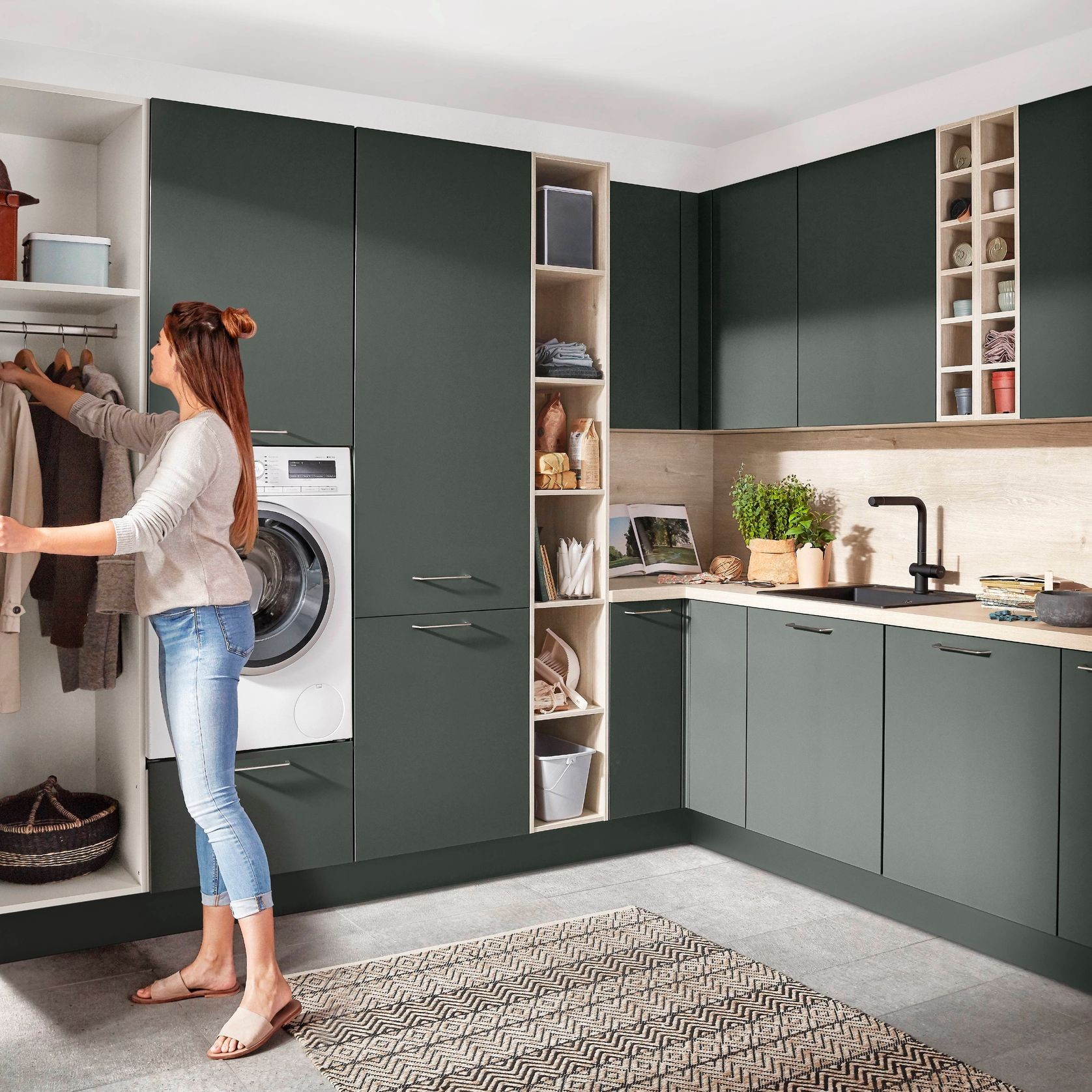 Easytouch Ultramatt Lacquered Kitchen Cabinetry gallery detail image