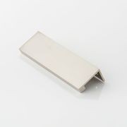 Joseph Giles Cube Edge Pull gallery detail image