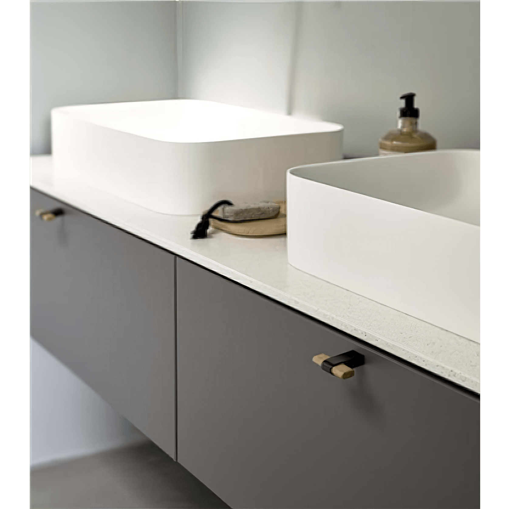 Furnipart Crossing 50mm Oak Lacquered / Matt Black gallery detail image