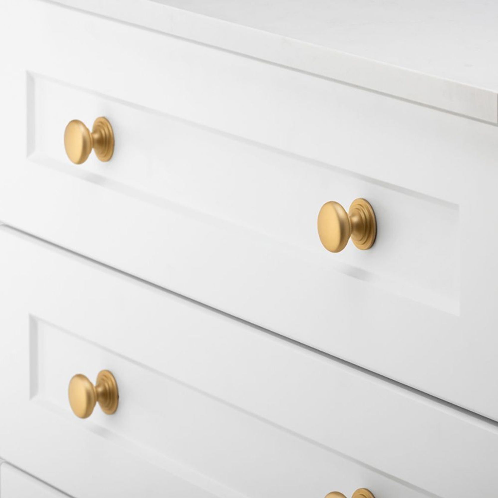 Iver Sarlat Cupboard Knob Handle gallery detail image