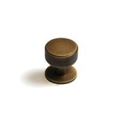 Momo Belgravia Cabinet Knob gallery detail image