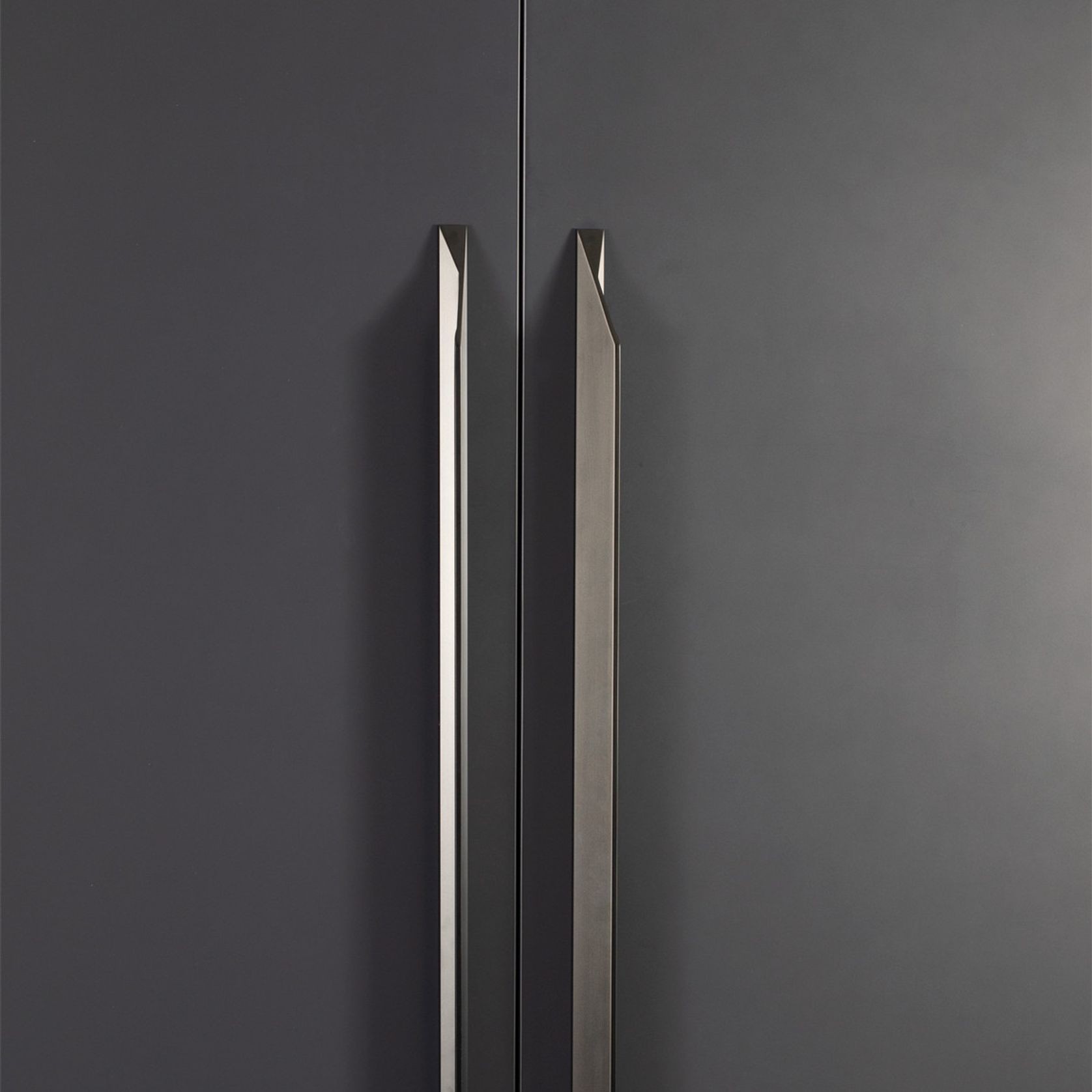 Momo Handles - Cutt Collection gallery detail image
