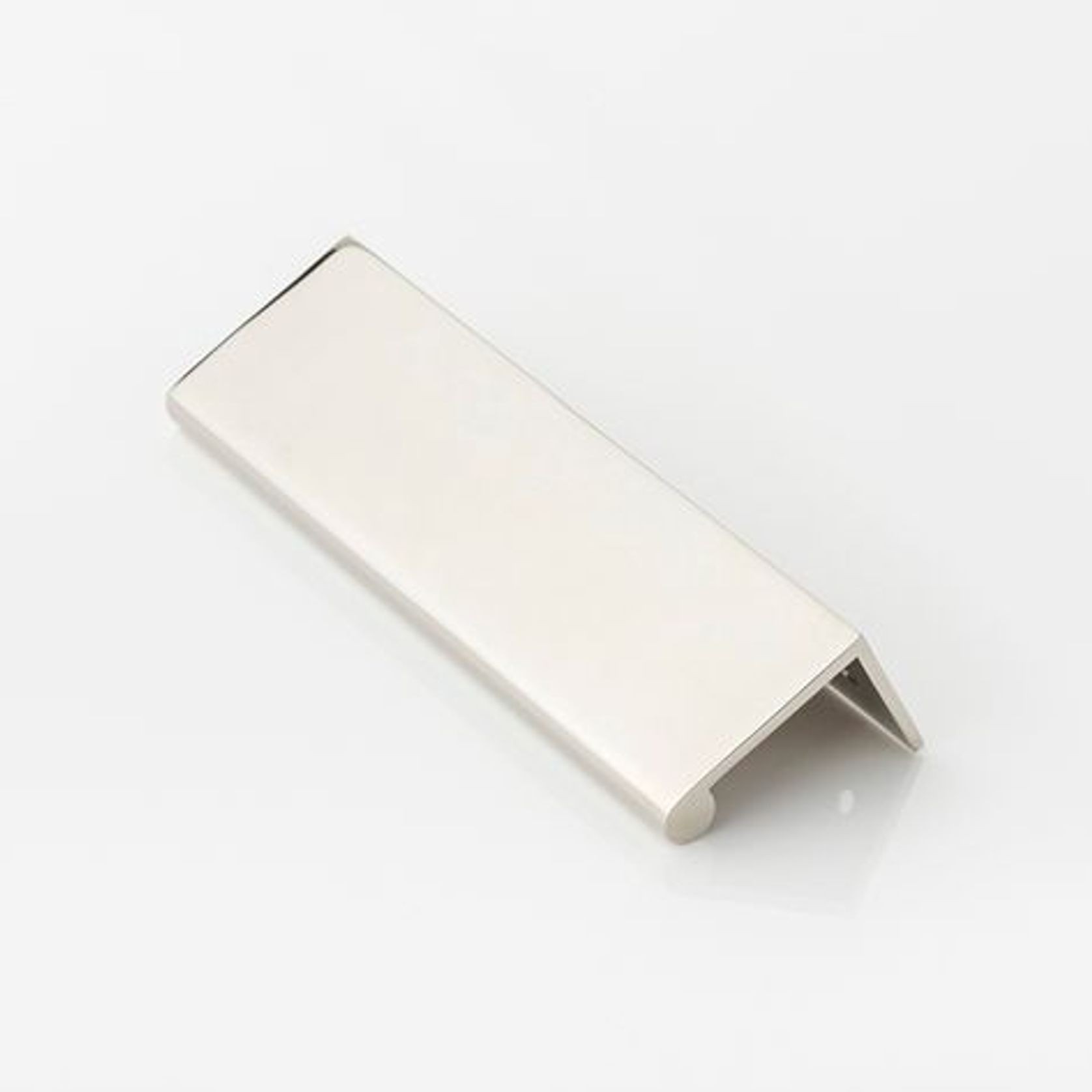 Joseph Giles - Round Solid Brass Small Edge Pull gallery detail image