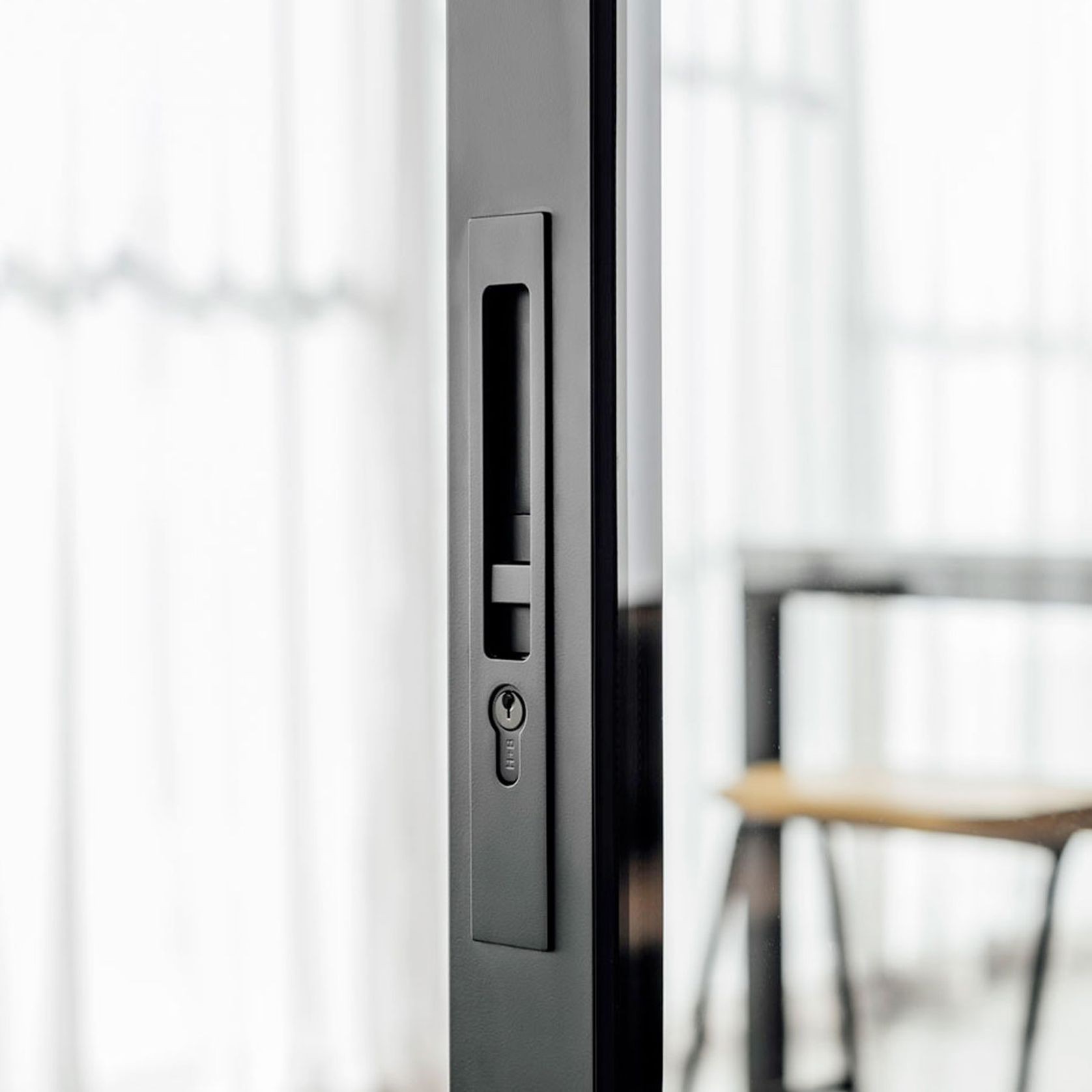 HB640 Series Narrow Sliding Door Lock – 33mm Backset gallery detail image