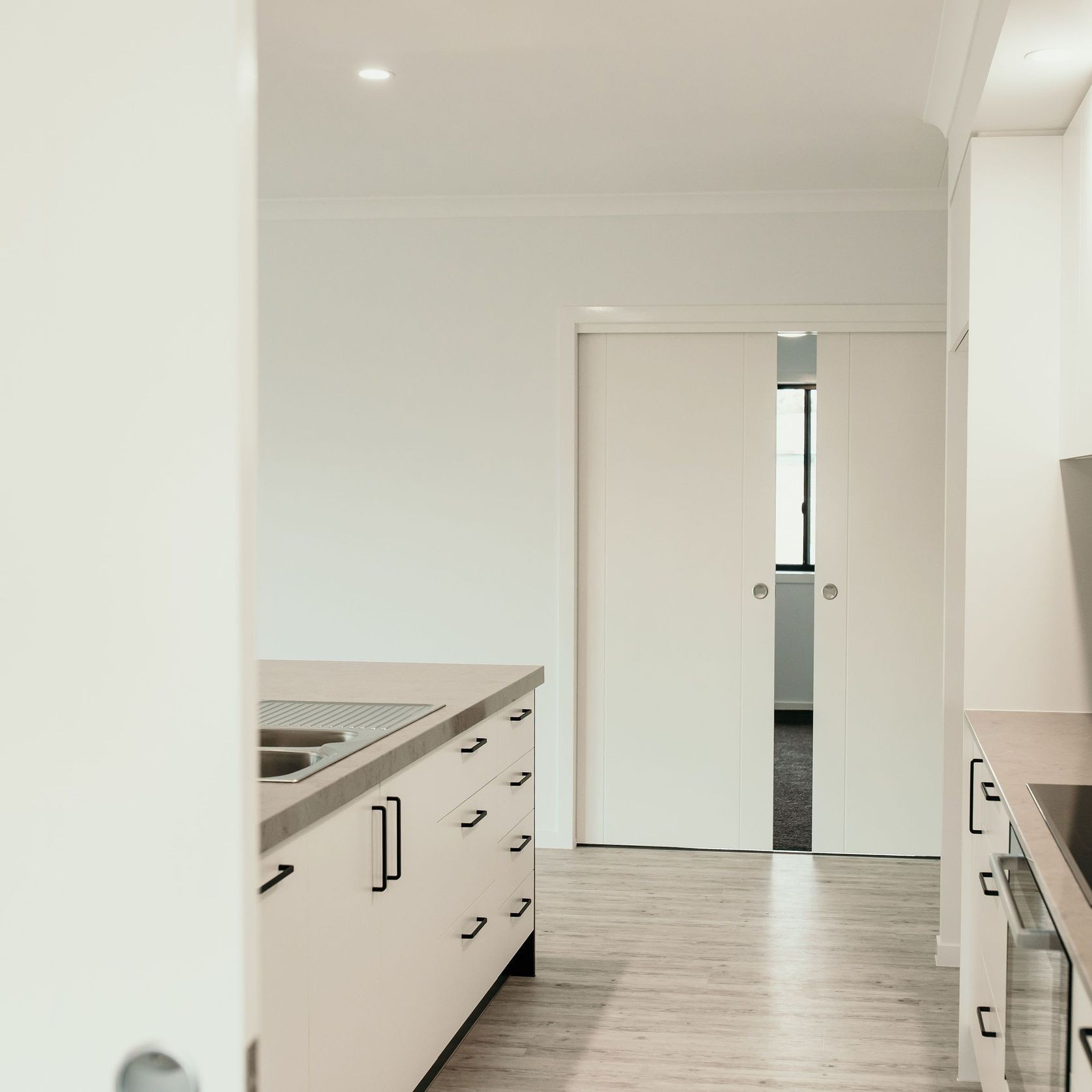 Phoenix™ 60kg Cavity Sliding Door gallery detail image