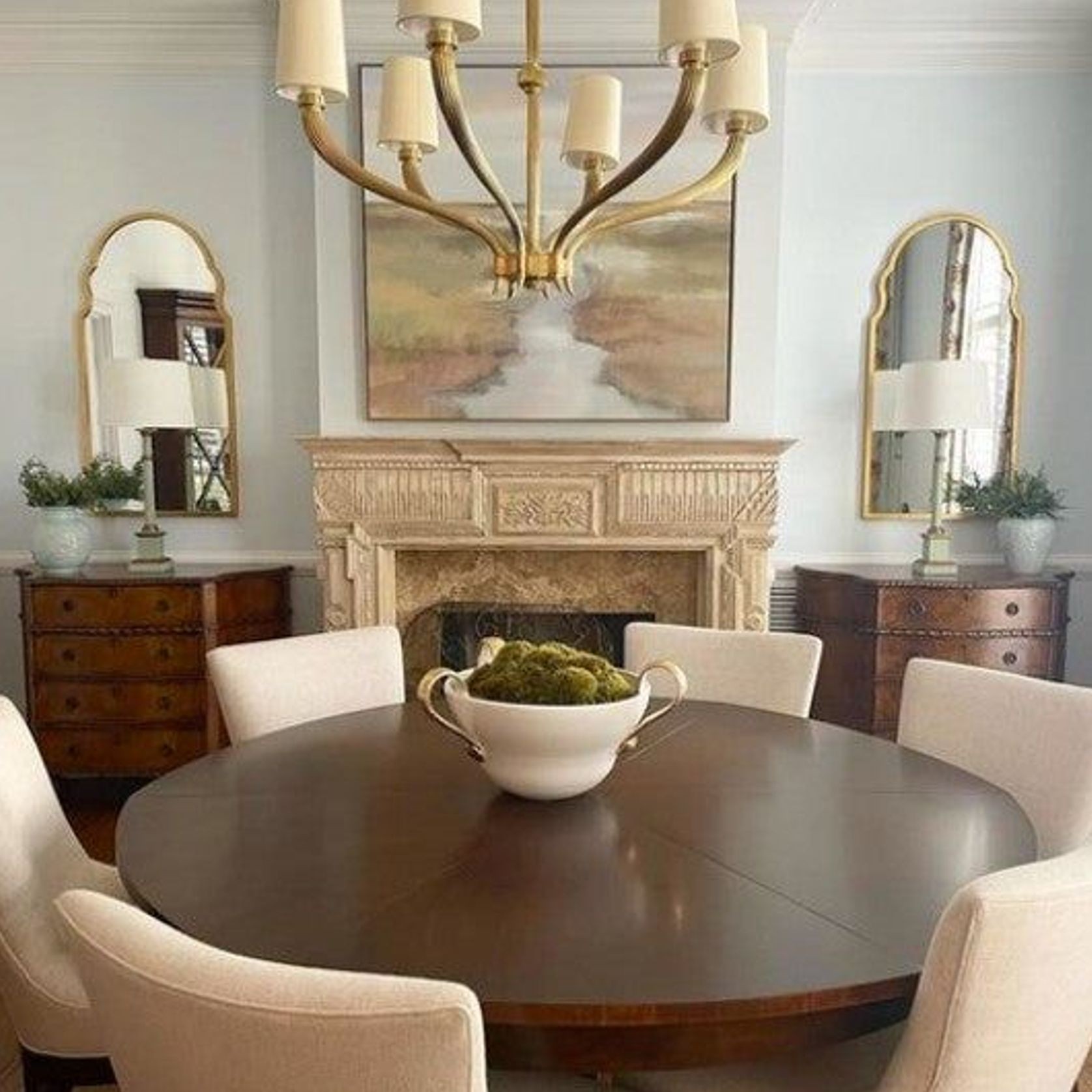Visual Comfort E. F. Chapman Ruhlmann Large Chandelier gallery detail image