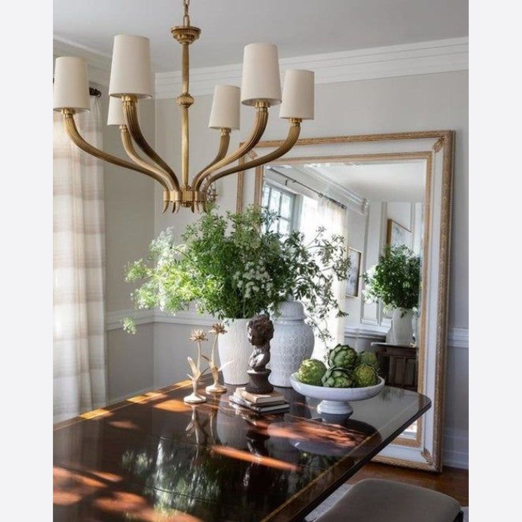 Visual Comfort E. F. Chapman Ruhlmann Large Chandelier gallery detail image