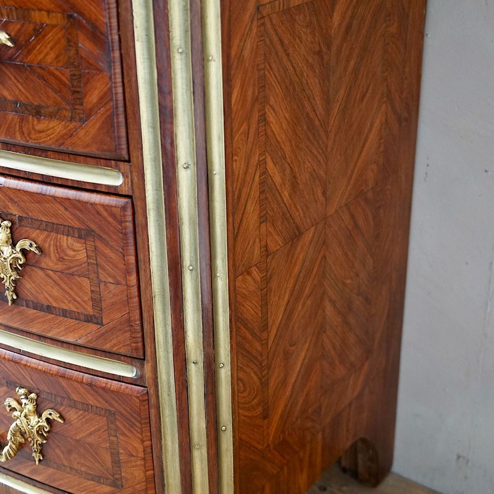 French Régence Marquetry Commode gallery detail image