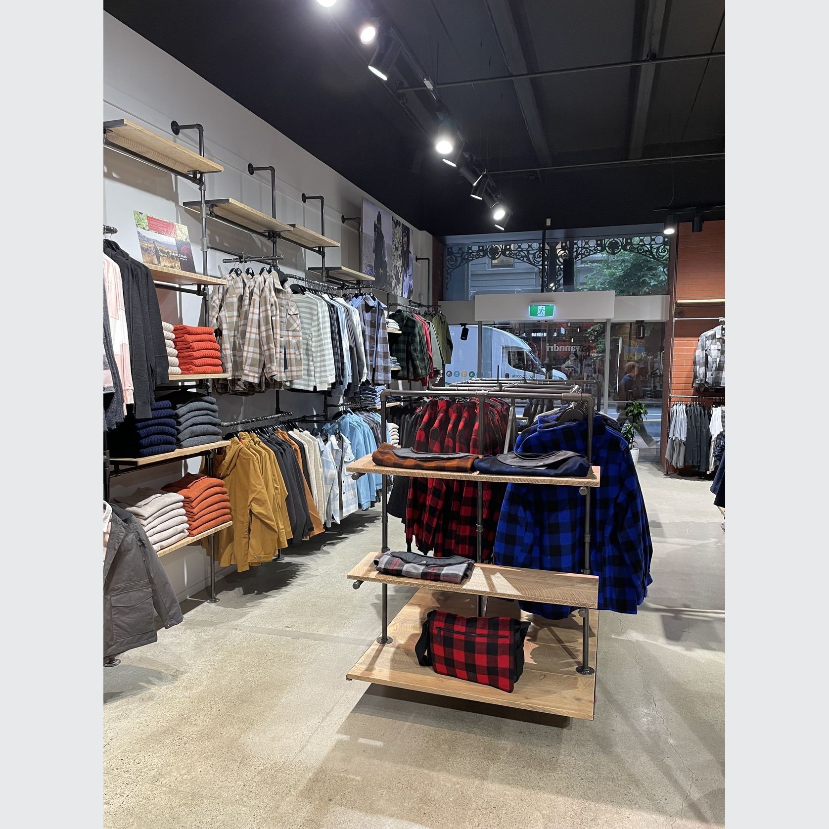 Custom Commercial Fitouts gallery detail image