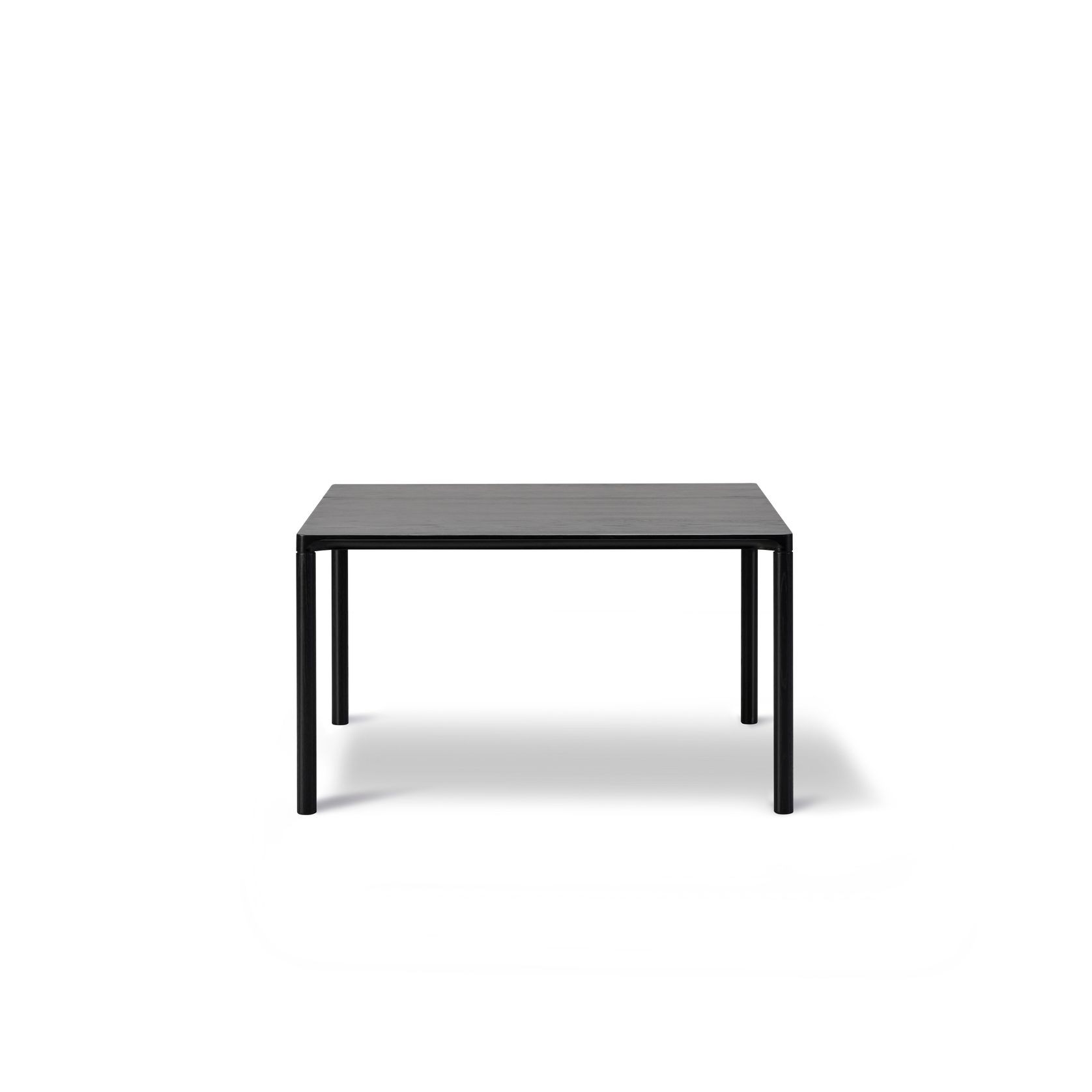 Piloti Table - Model 6720 by Fredericia gallery detail image