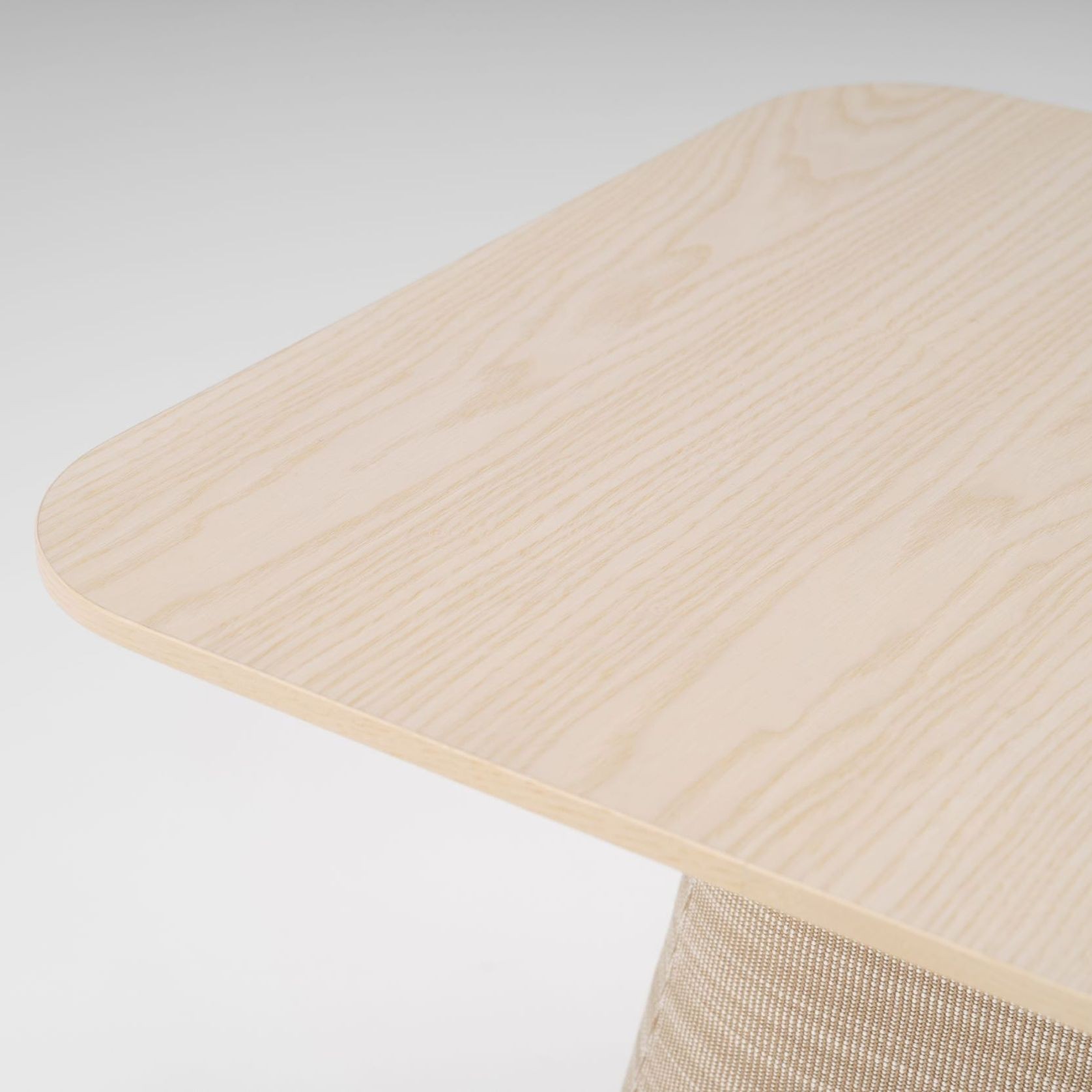 Osaka Medium Table 1100 x 550, H620 by Teruhiro Yanagihara gallery detail image