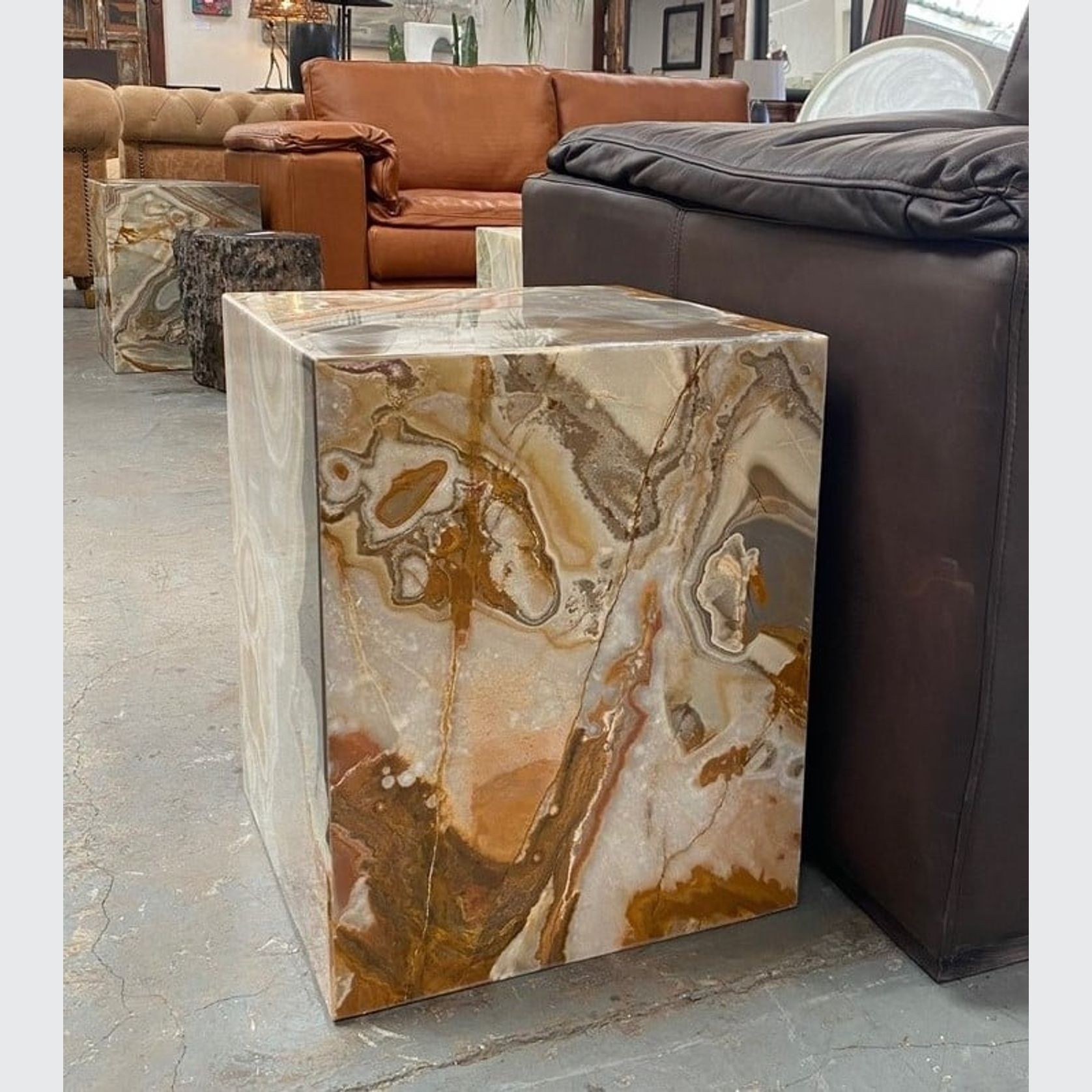 Cube Onyx Side Table - Coloures De Terra gallery detail image