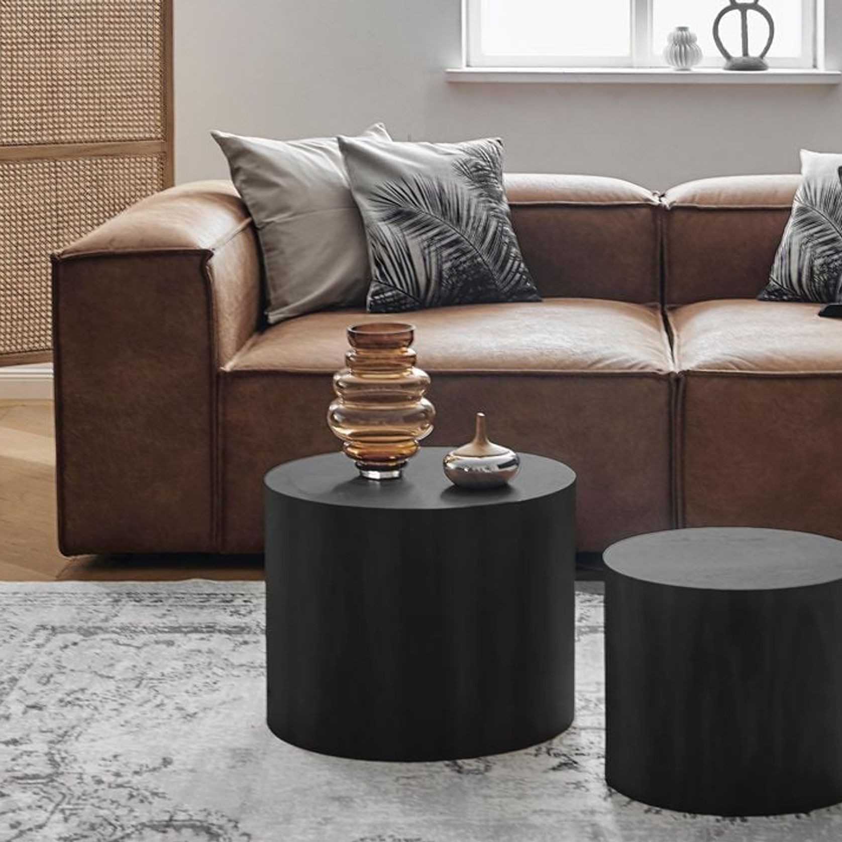 Stump Table Set - Black gallery detail image