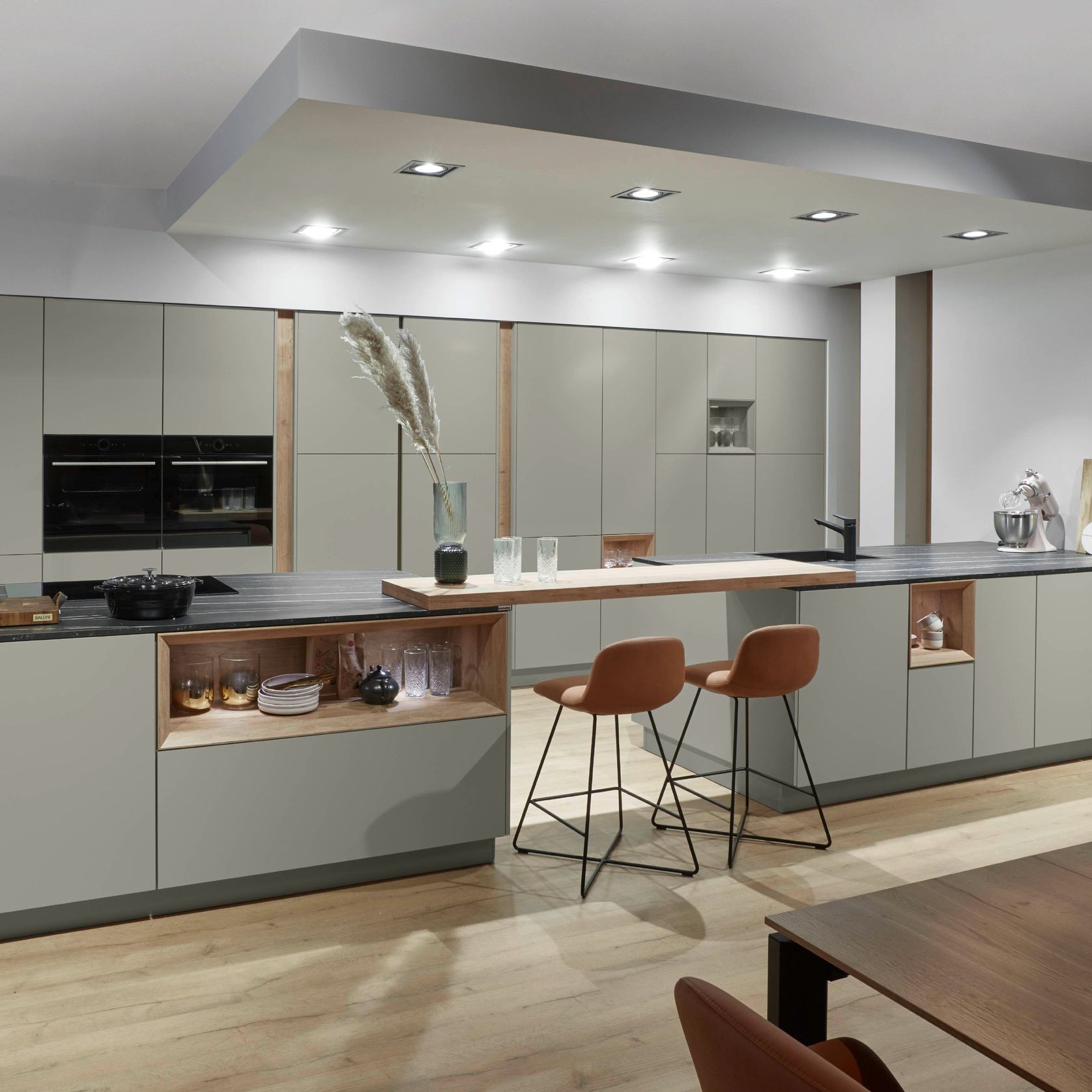 Senso Lacquered Matt Kitchen Cabinetry gallery detail image