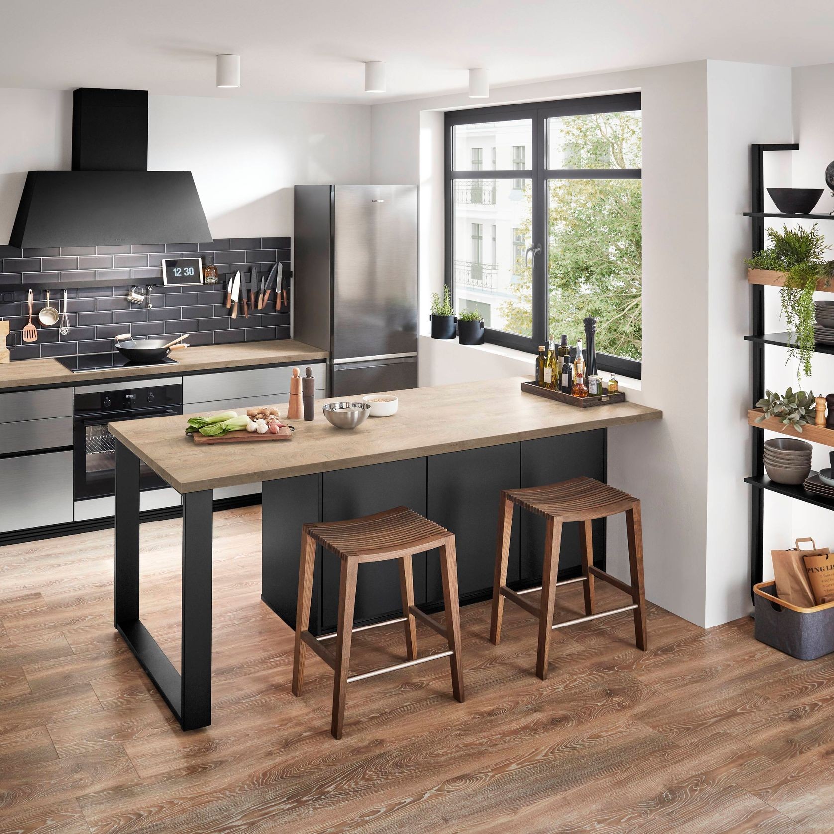 iNox Lacquered Steel-Look Kitchen Cabinetry gallery detail image