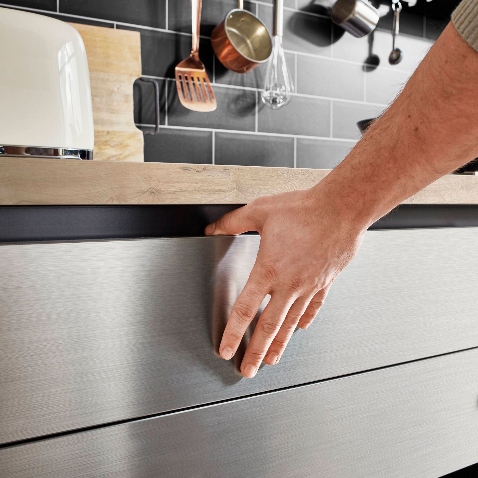 iNox Lacquered Steel-Look Kitchen Cabinetry gallery detail image