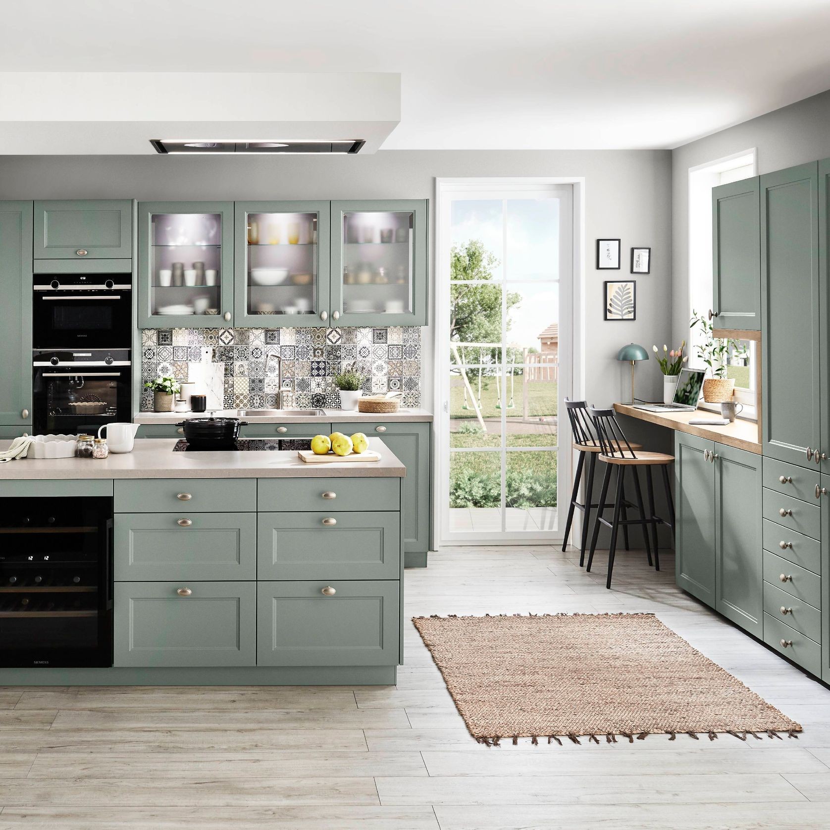 Cascada Traditional Kitchen Cabinetry gallery detail image