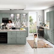 Cascada Traditional Kitchen Cabinetry gallery detail image