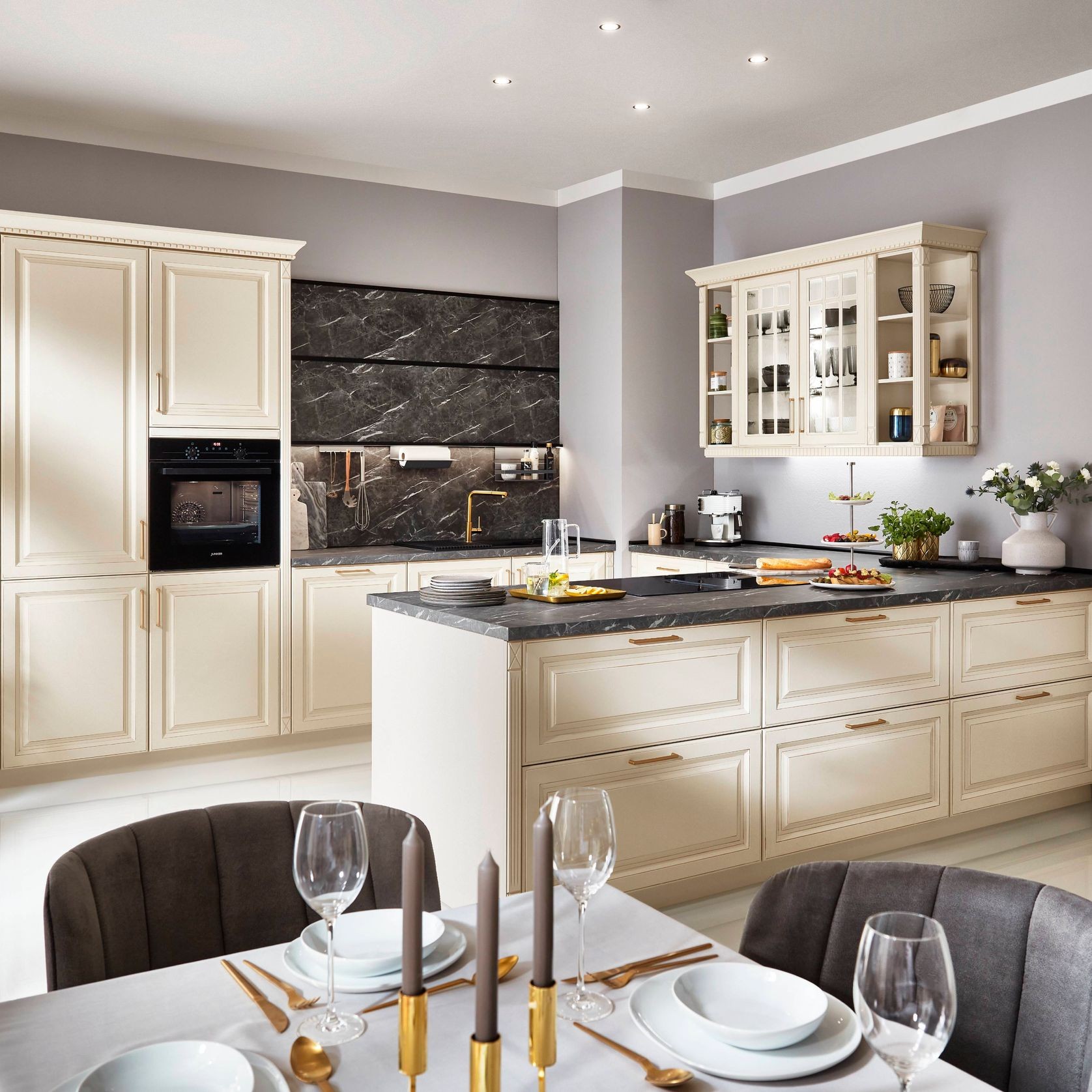 Castello Traditional Kitchen Cabinetry gallery detail image