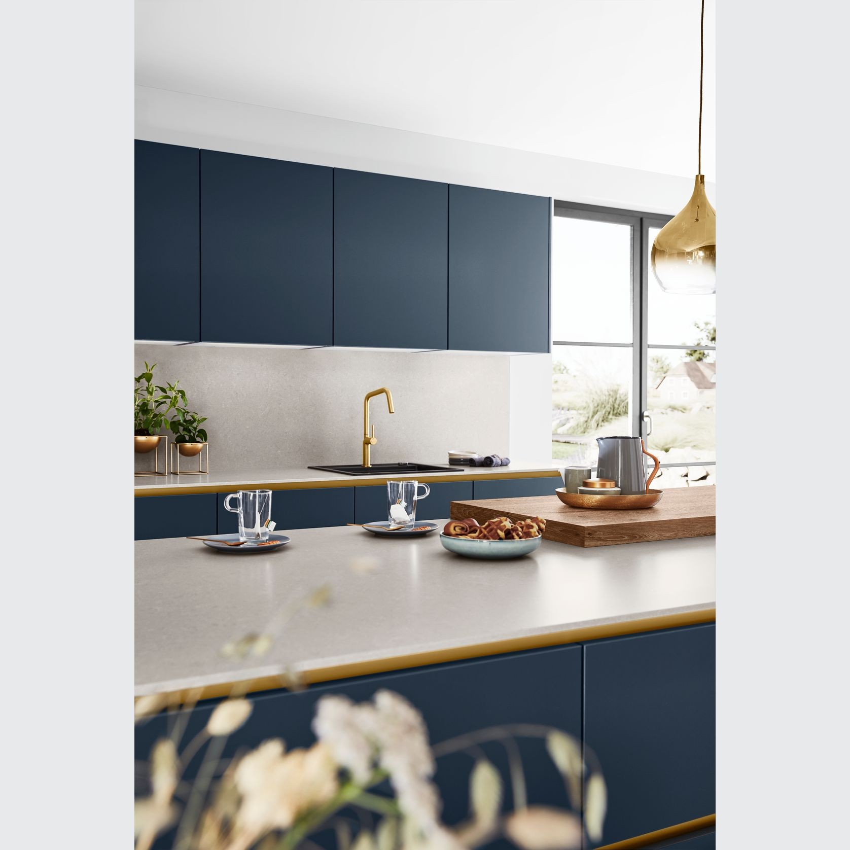 Easytouch Ultramatt Lacquered Kitchen Cabinetry gallery detail image