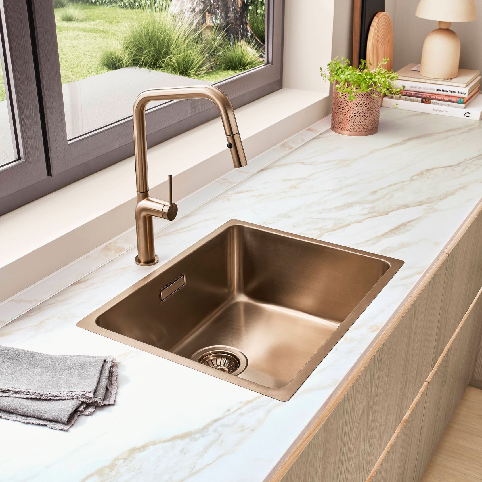 Como Oak Laminate Cabinetry gallery detail image