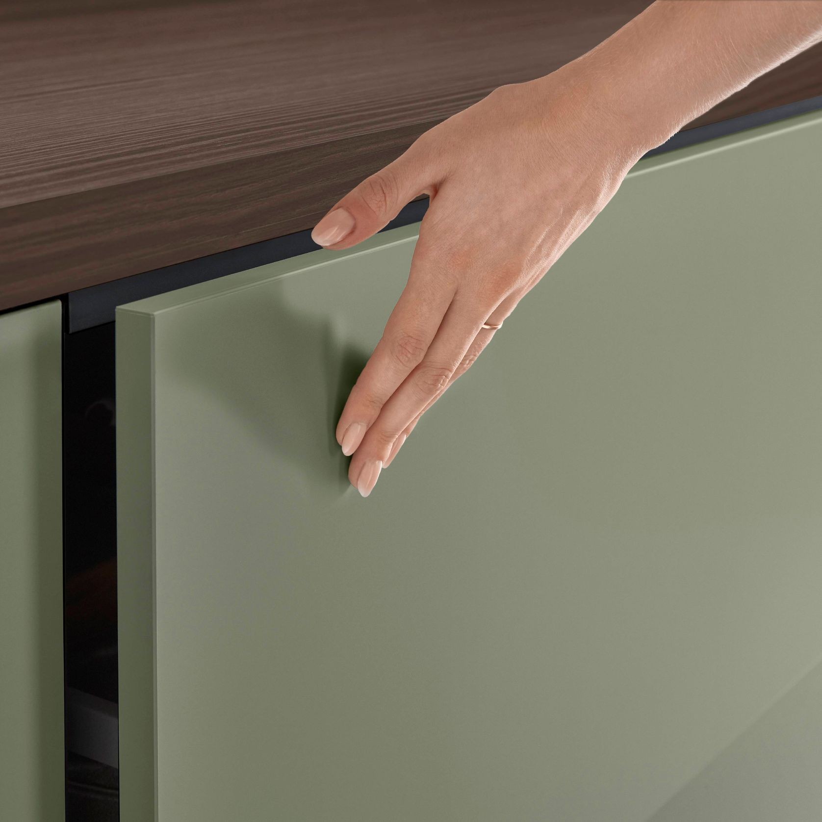 Senso Lacquered Matt Kitchen Cabinetry gallery detail image