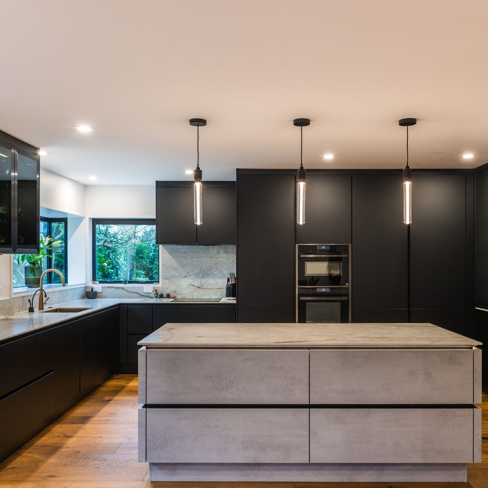 Easytouch Ultramatt Lacquered Kitchen Cabinetry gallery detail image
