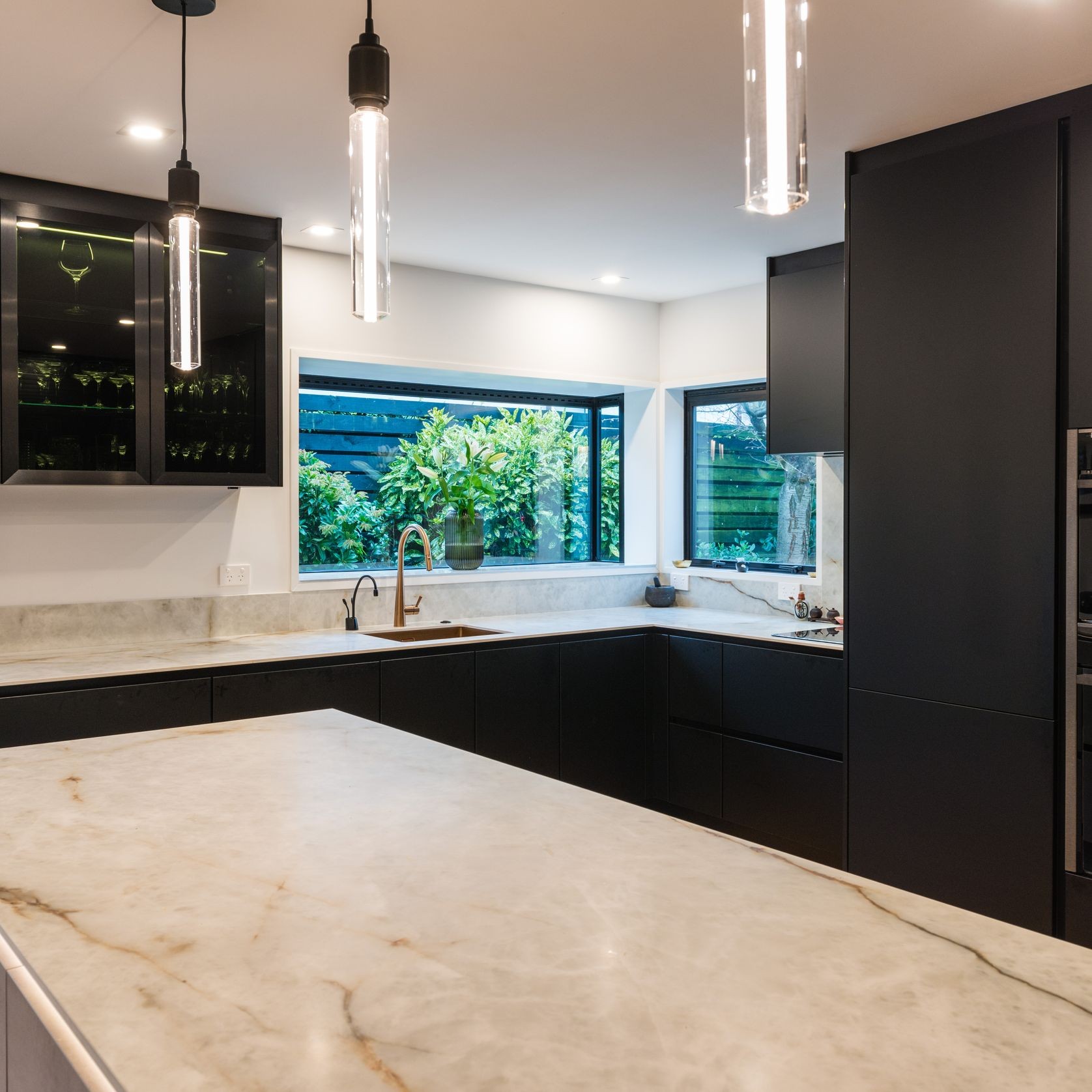 Easytouch Ultramatt Lacquered Kitchen Cabinetry gallery detail image
