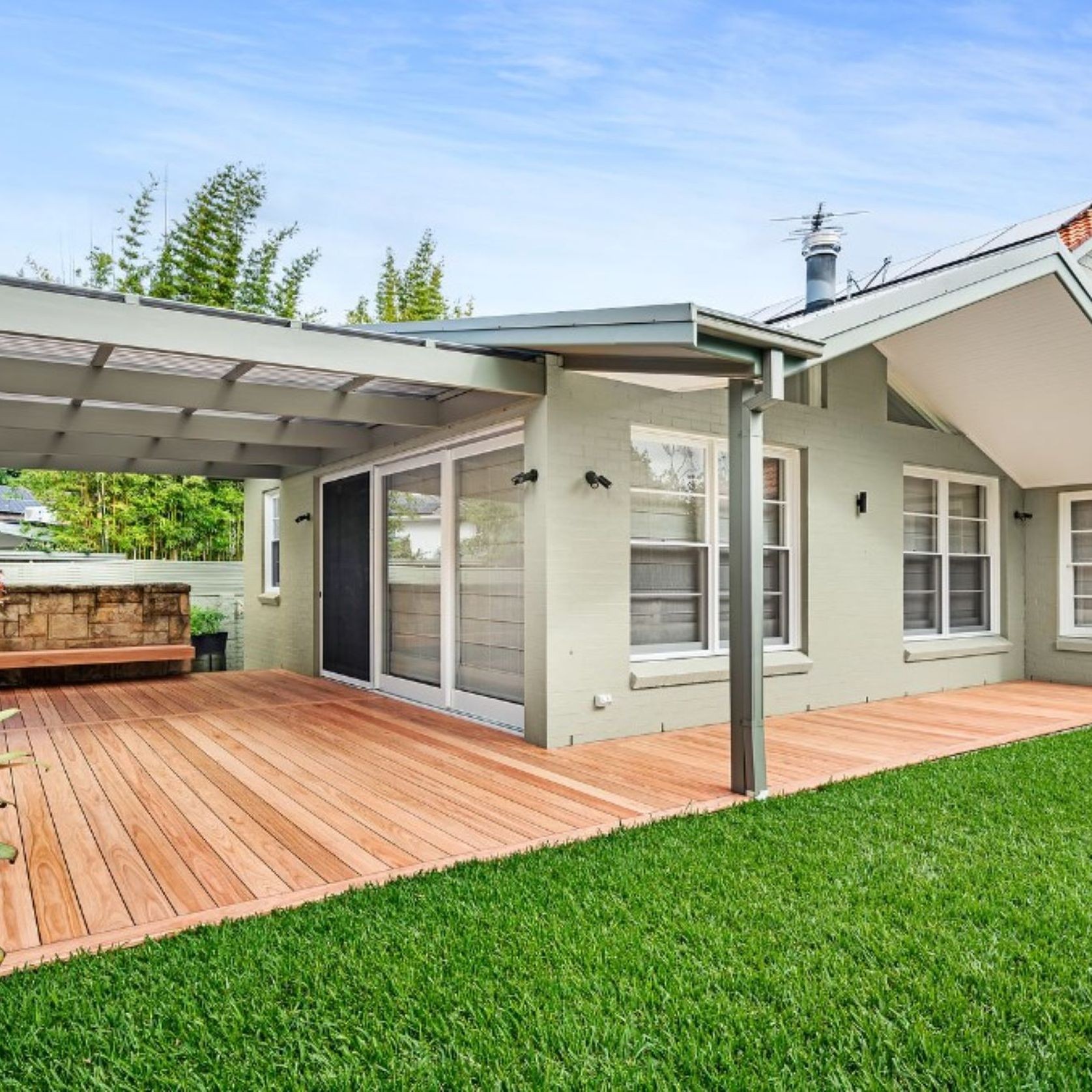 Pioneer Composite Decking gallery detail image