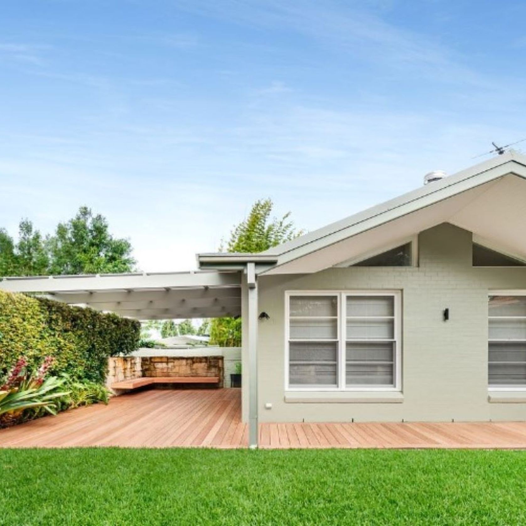 Pioneer Composite Decking gallery detail image