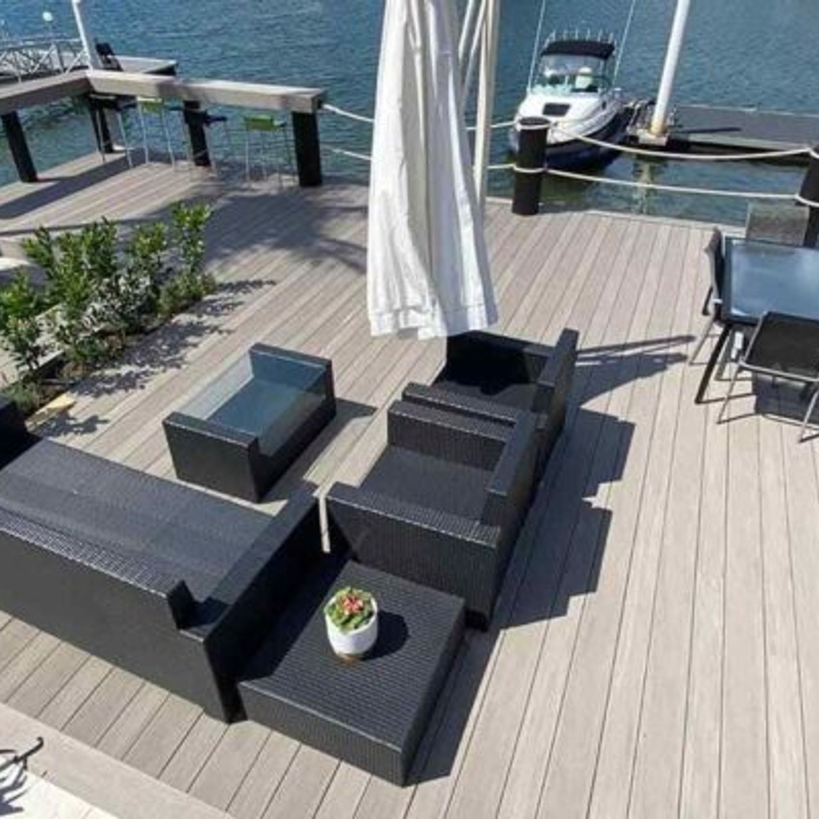 TimberTech Azek Polymer Decking: Vintage & Landmark gallery detail image