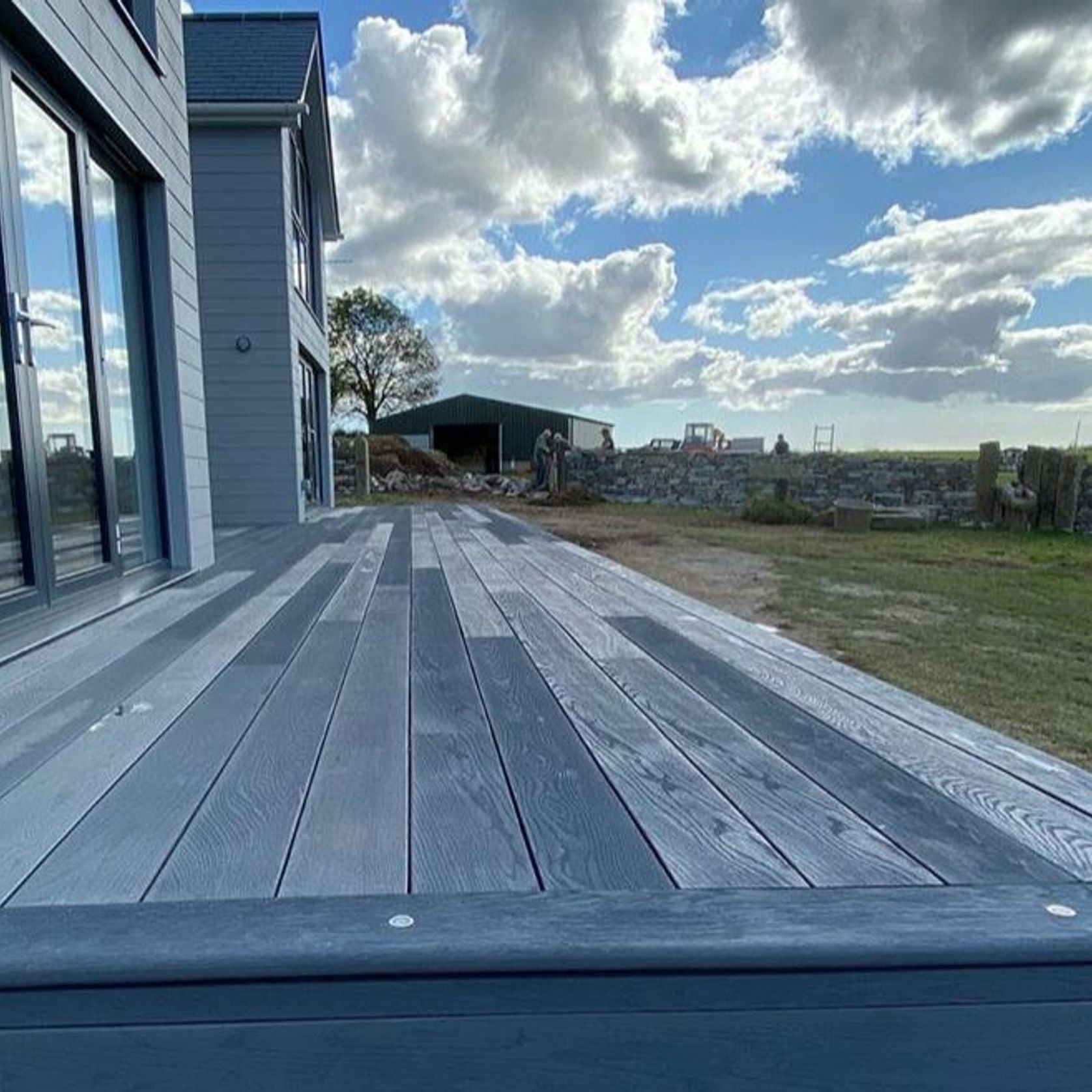 Brushed Basalt | Enhanced Grain Decking gallery detail image