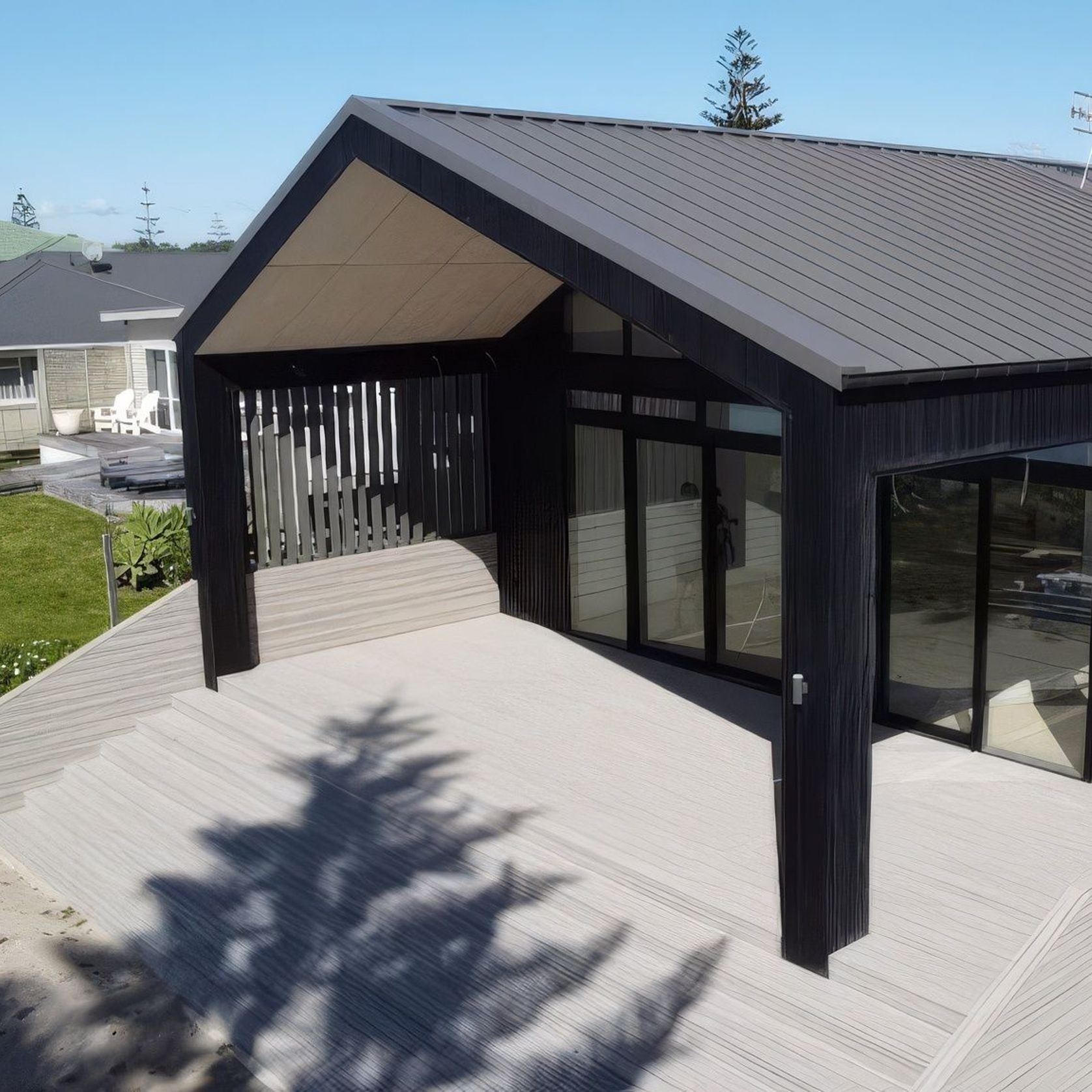 Deckorators® Excursion Composite Decking gallery detail image