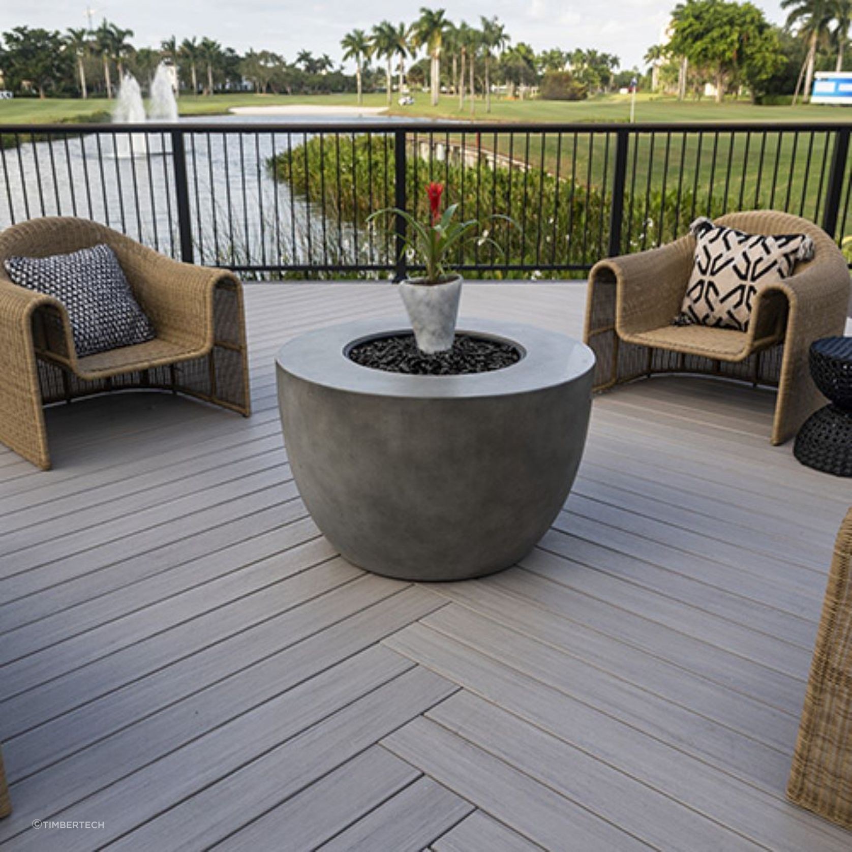 TimberTech Azek Polymer Decking: Vintage & Landmark gallery detail image