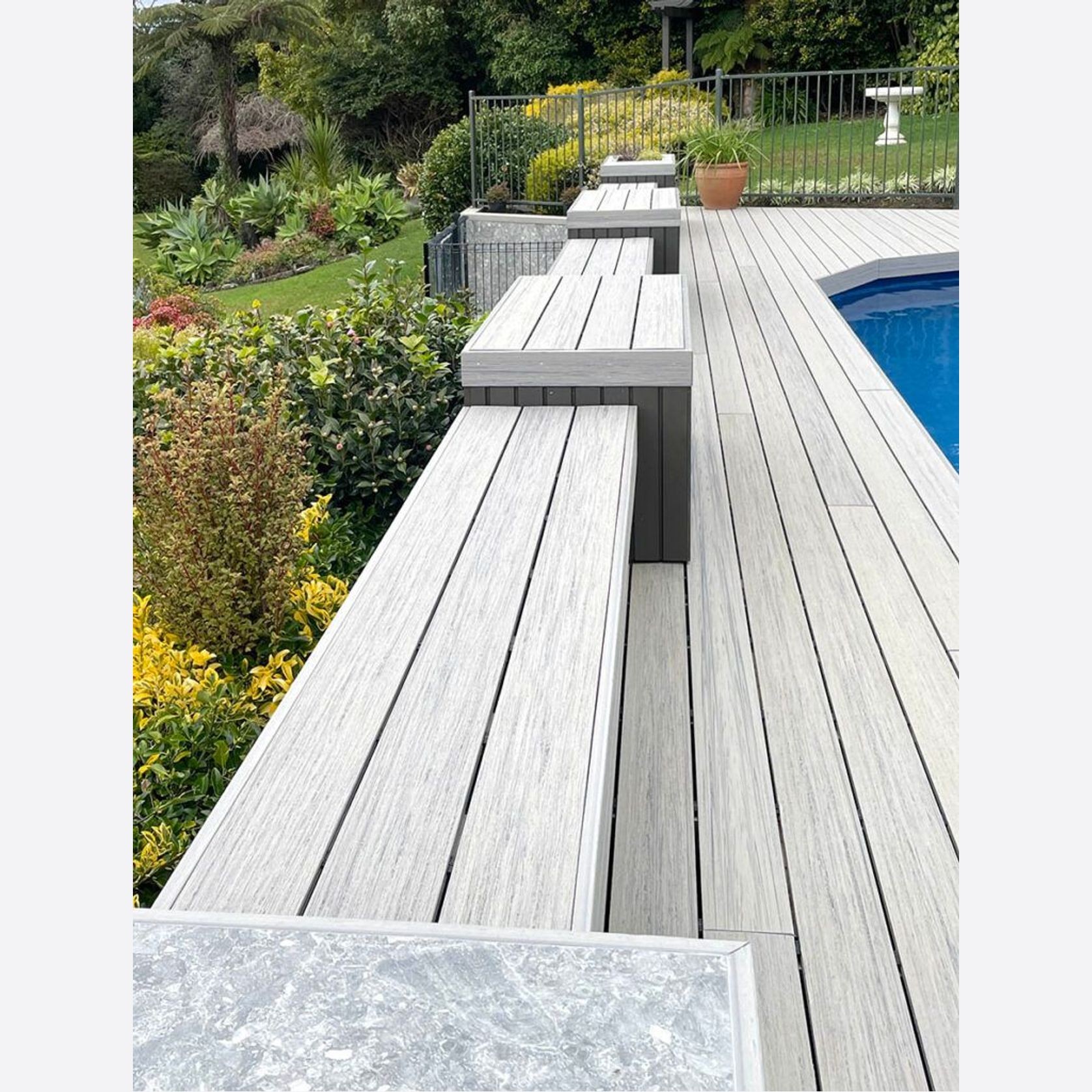 Deckorators® Excursion Composite Decking gallery detail image