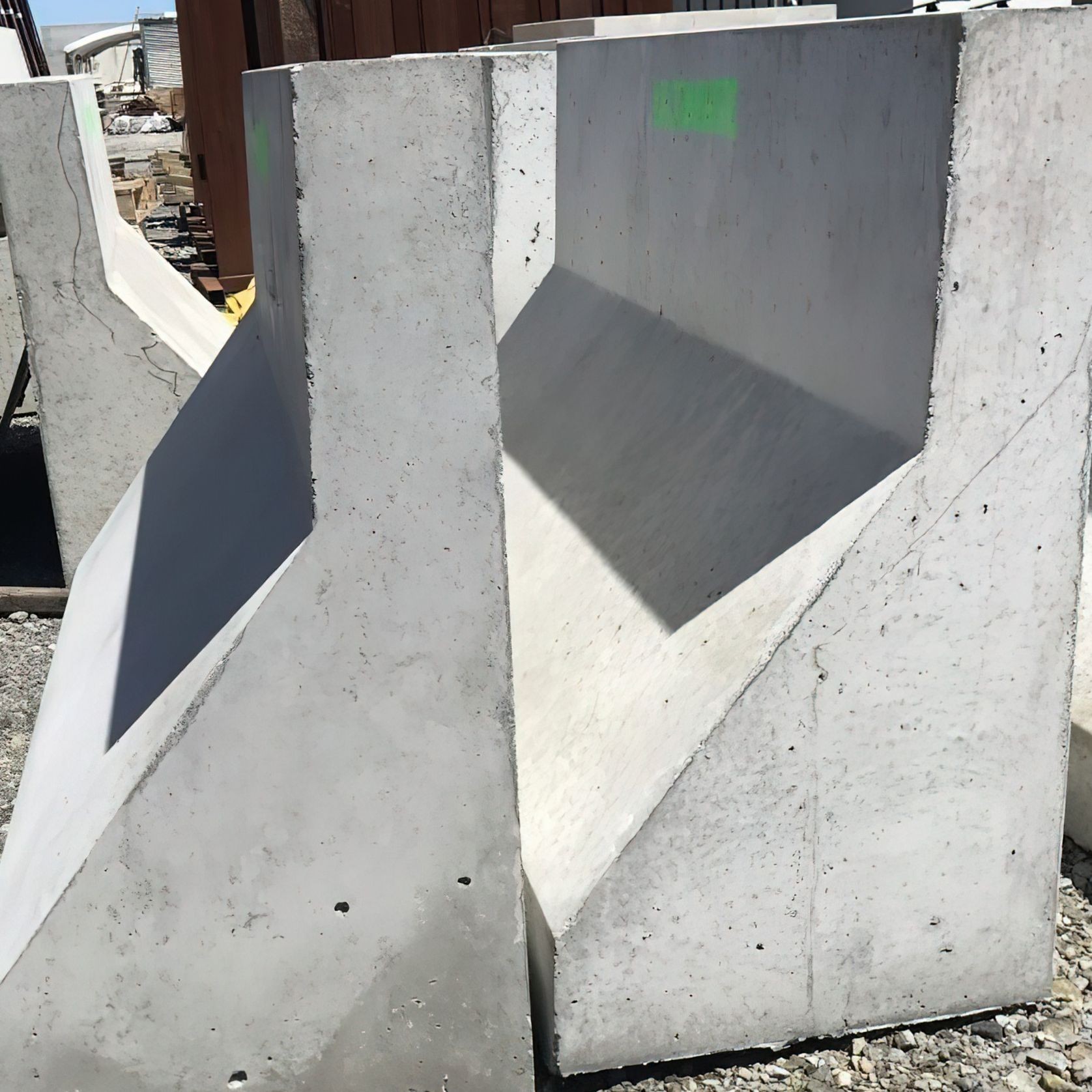 Barriers & Retaining Walls gallery detail image