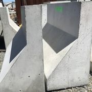 Barriers & Retaining Walls gallery detail image