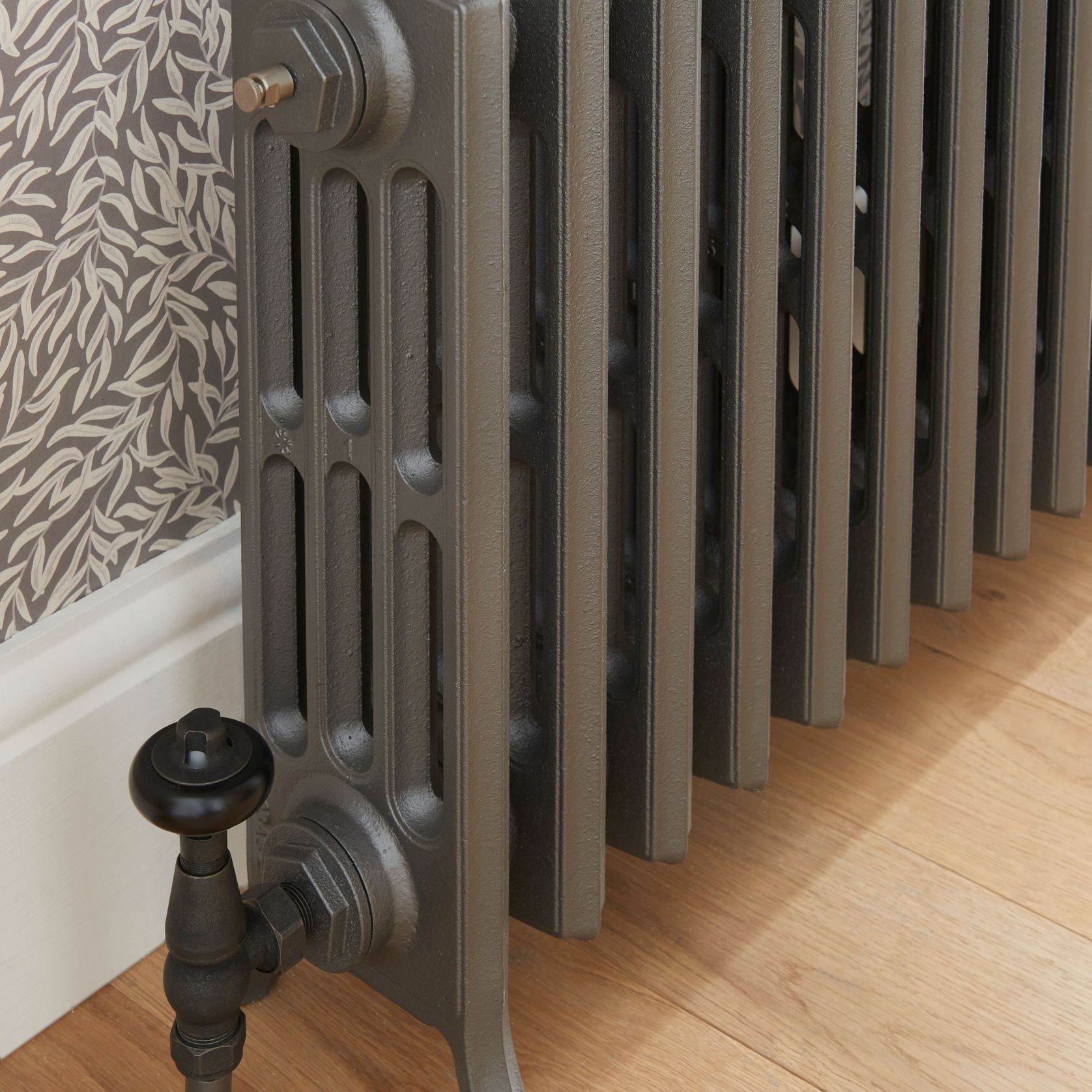 Neo-Georgian Cast Iron Radiator 4 Column Range by Paladin gallery detail image