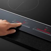 F&P Induction Cooktop, 90cm, 5 Zones W/ SmartZone gallery detail image