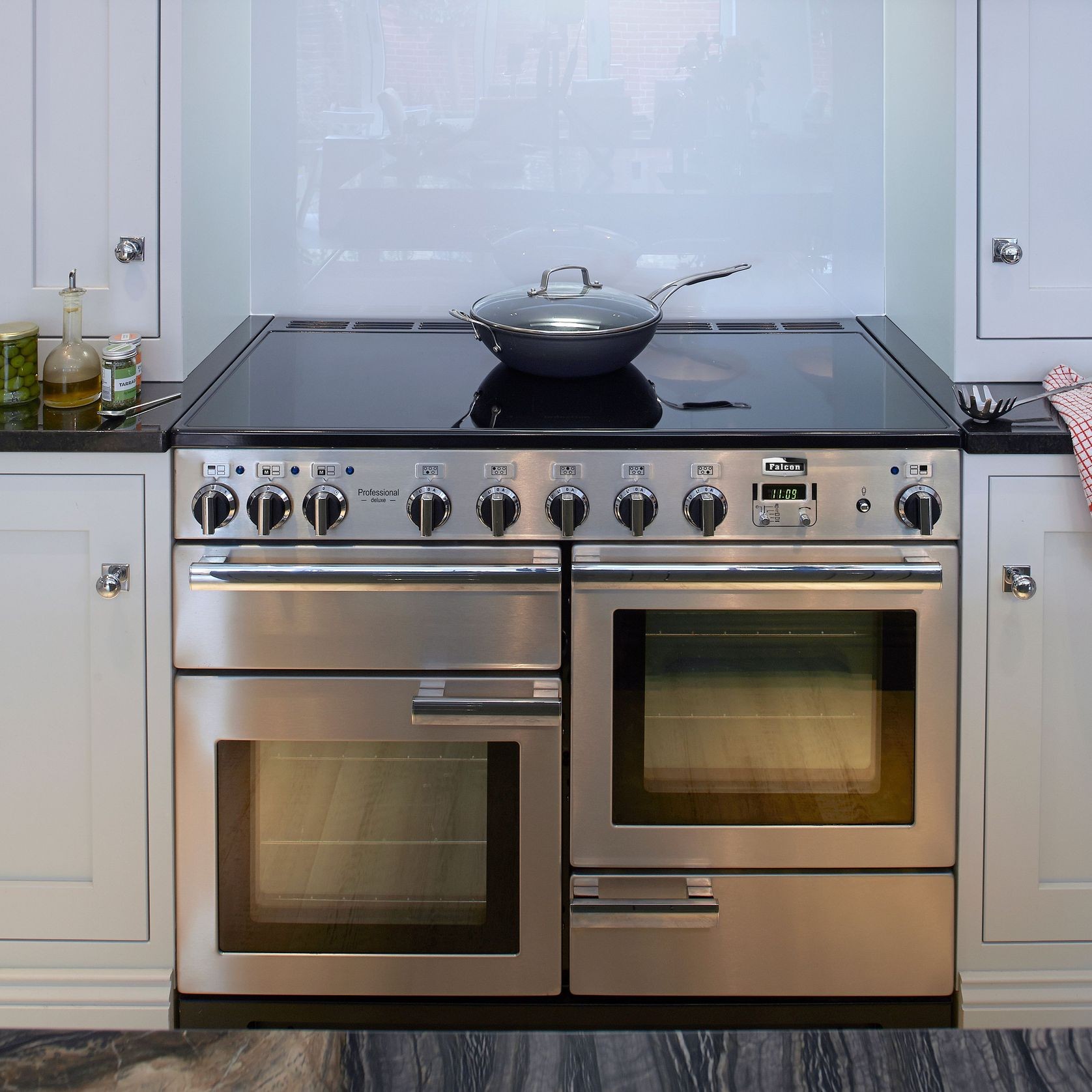 Falcon | Professional Deluxe 110 Range Cooker gallery detail image