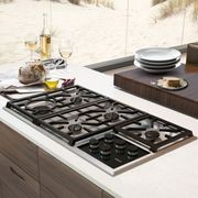 Wolf Transitional Gas Cooktops gallery detail image
