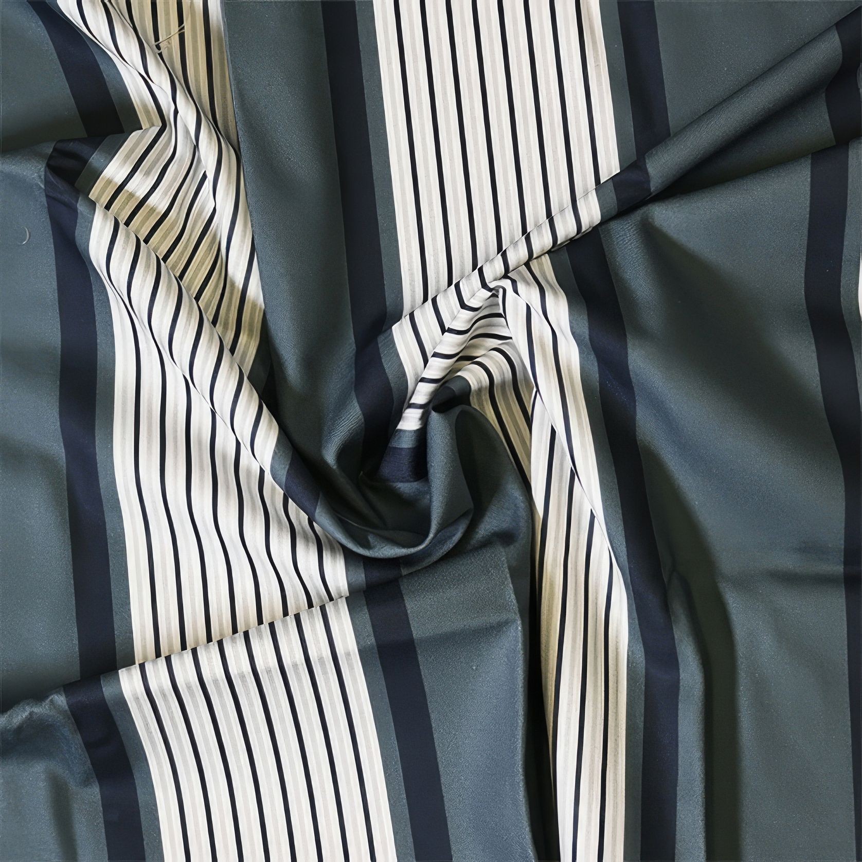 Toile Du Jouy Collection | Laura Ashley gallery detail image