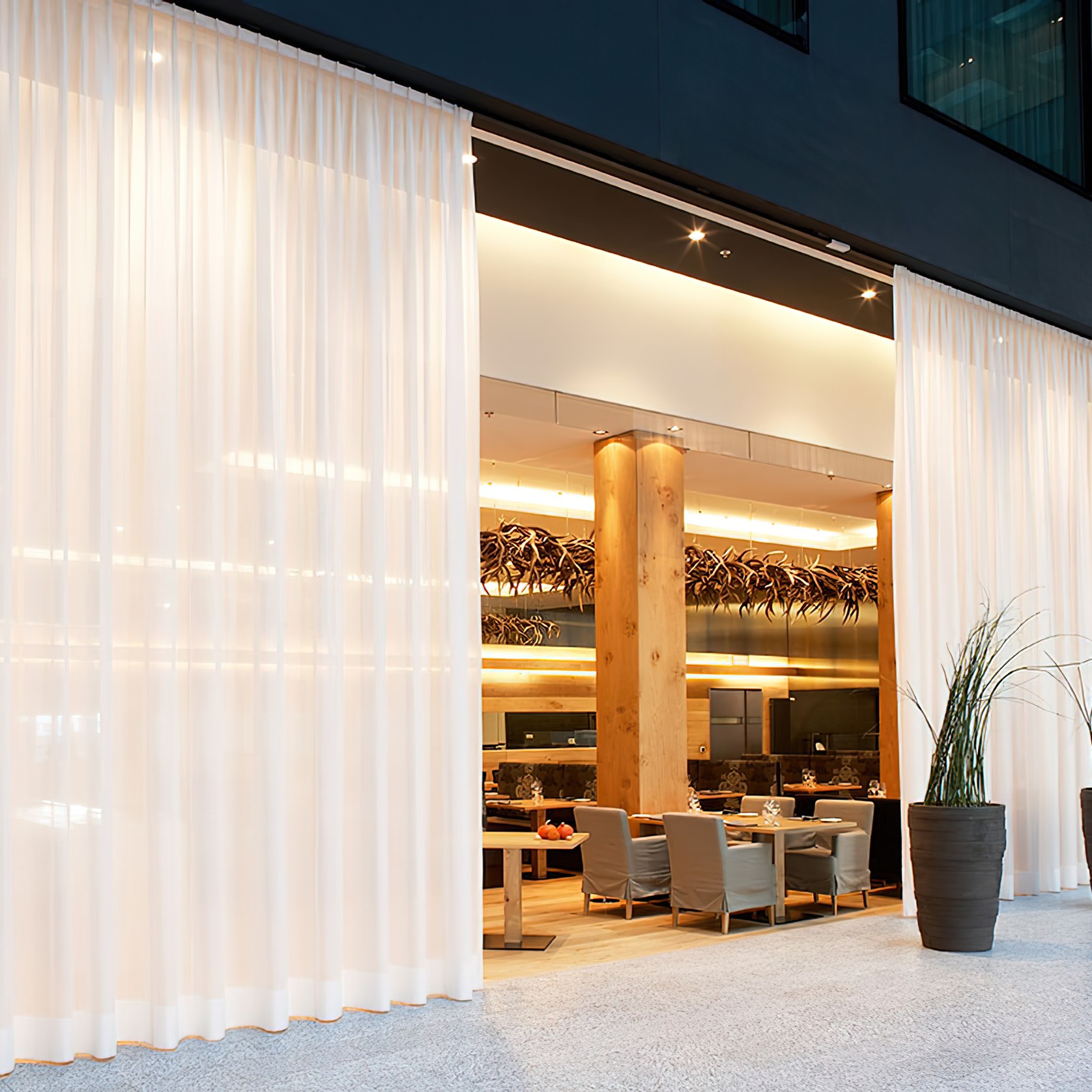 Silent Gliss SG 5600 Motorised Curtain Tracks gallery detail image