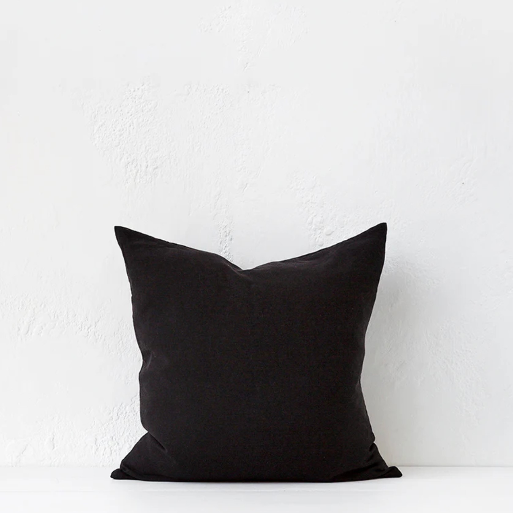 'Eros" Cushion / Feather Inner gallery detail image