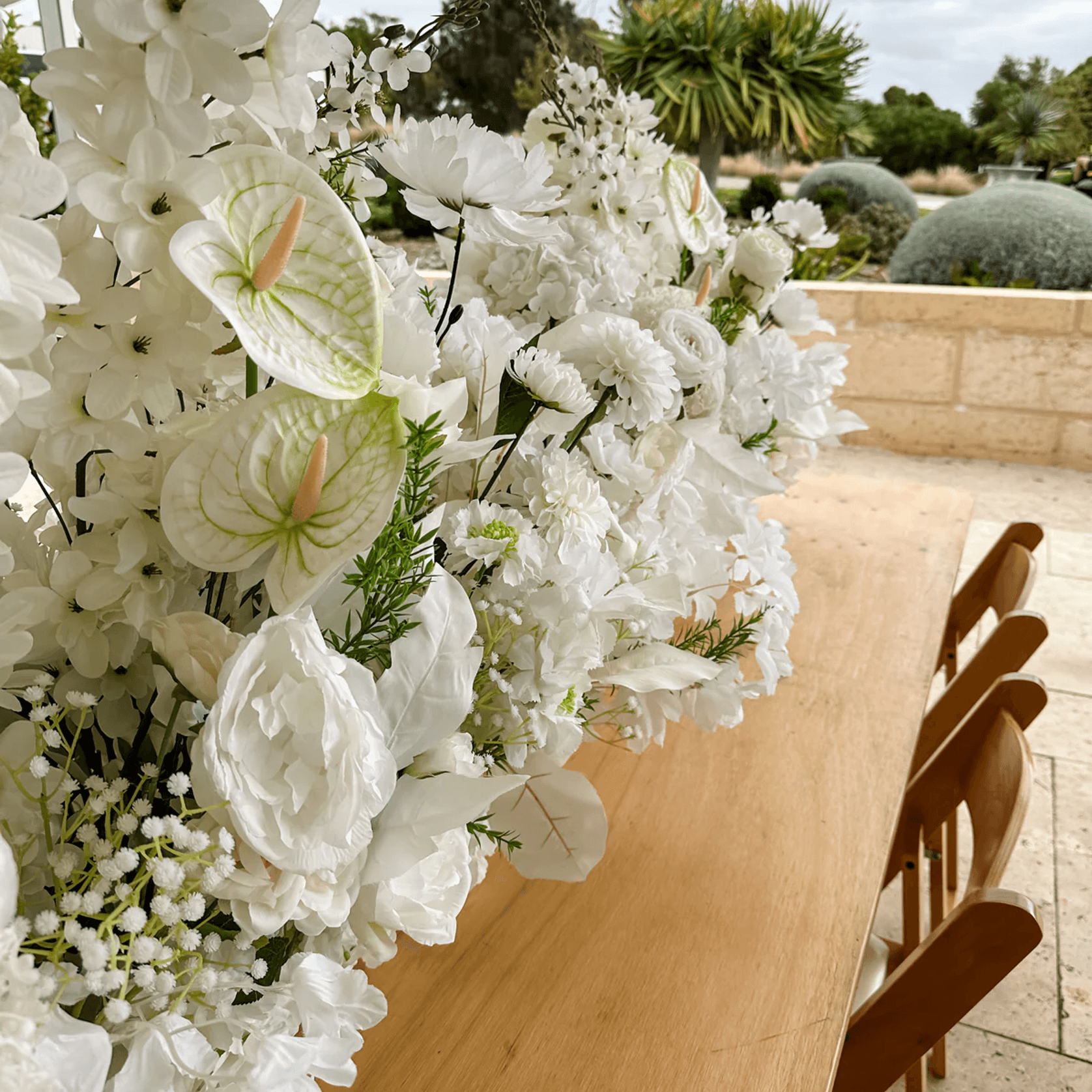 Flower Table Runner gallery detail image
