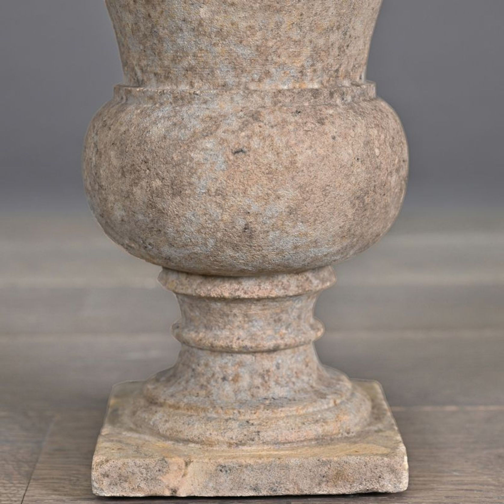 Sandstone Medici Vase - Small & Large gallery detail image