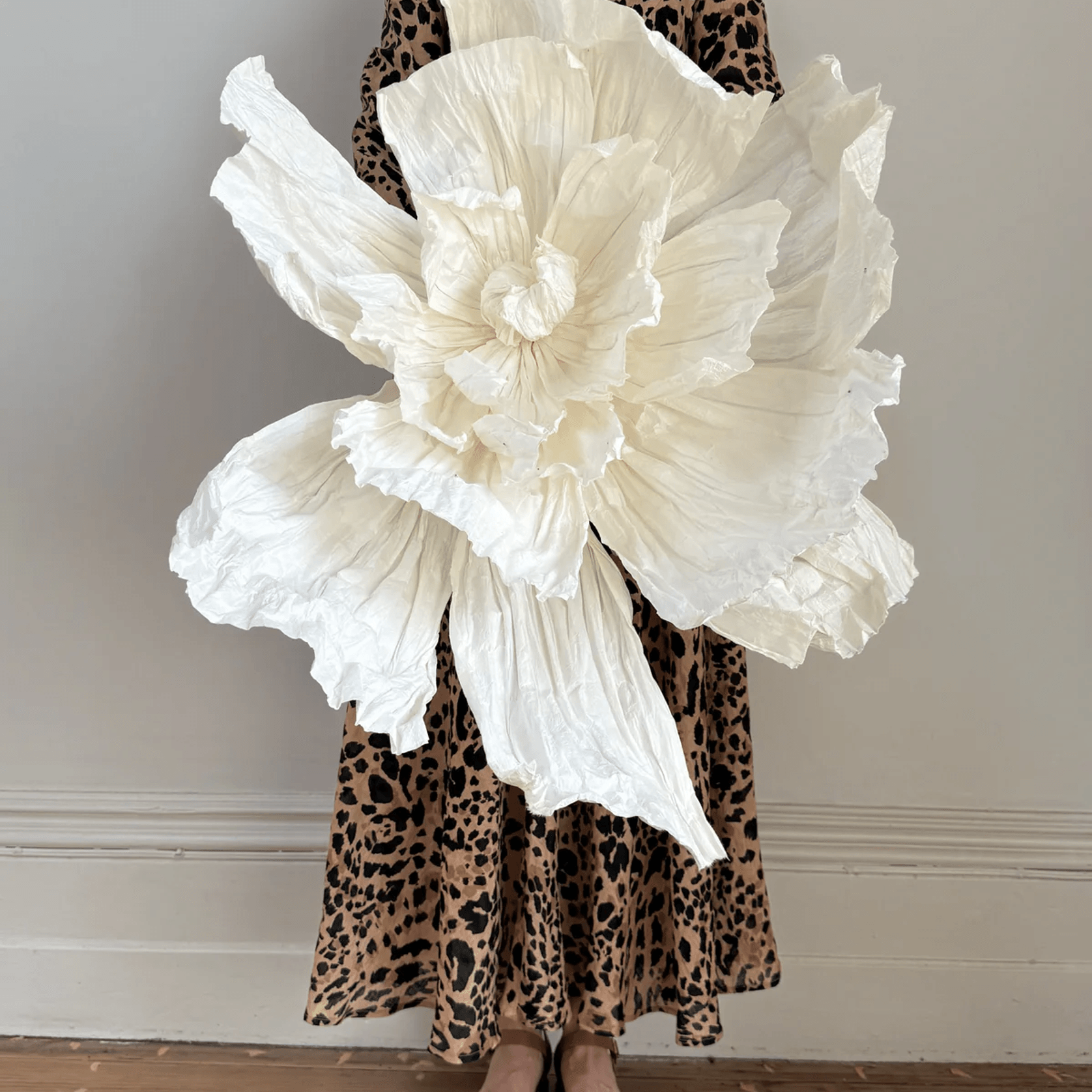 White Giant Paper Flower gallery detail image