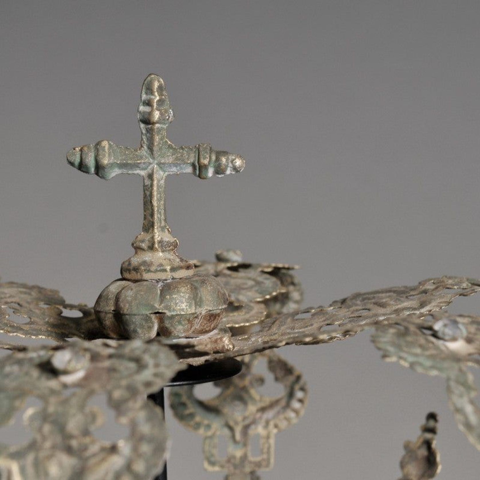 Decorative Royal Crown gallery detail image